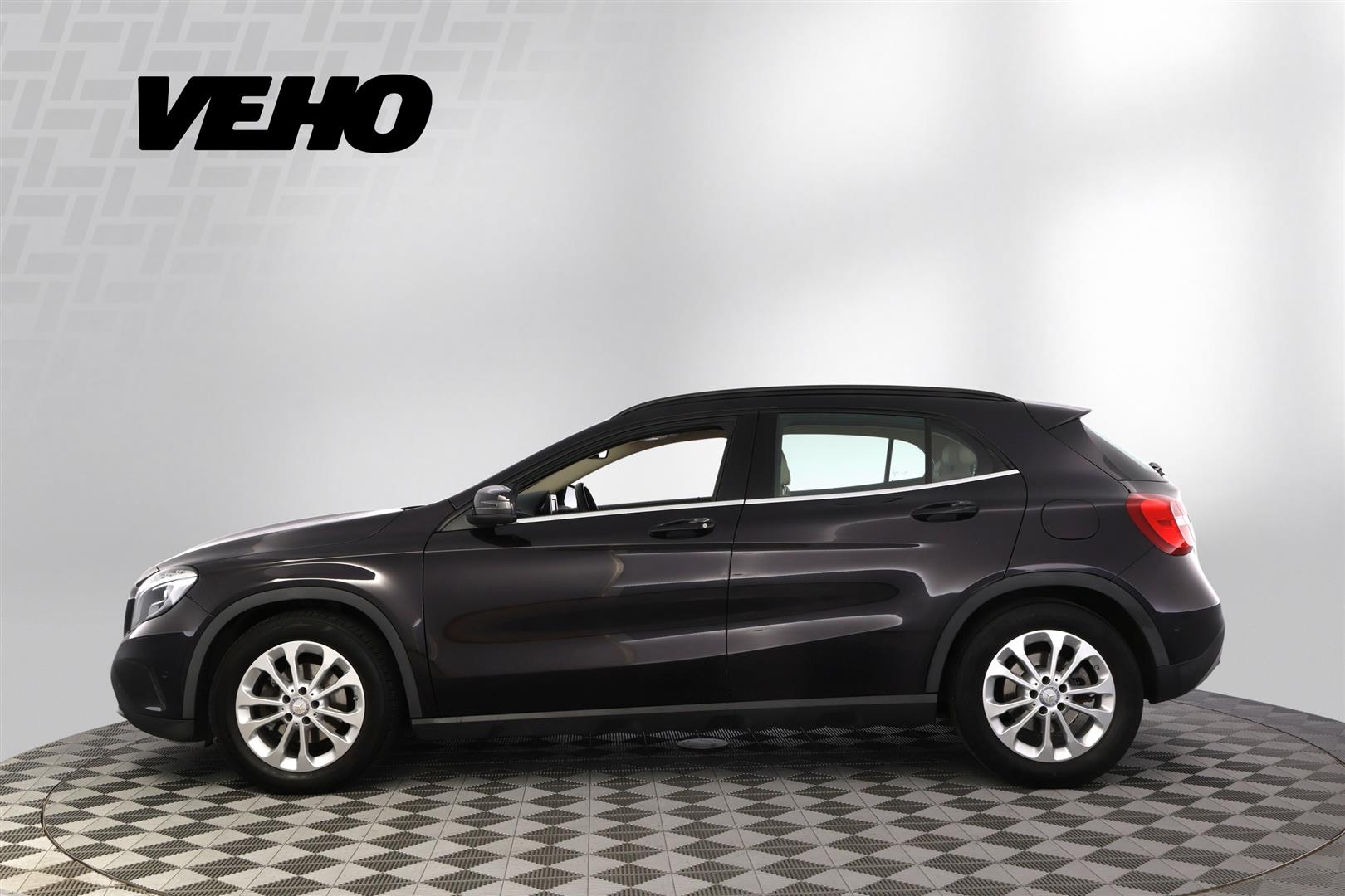Mercedes-Benz GLA 2015