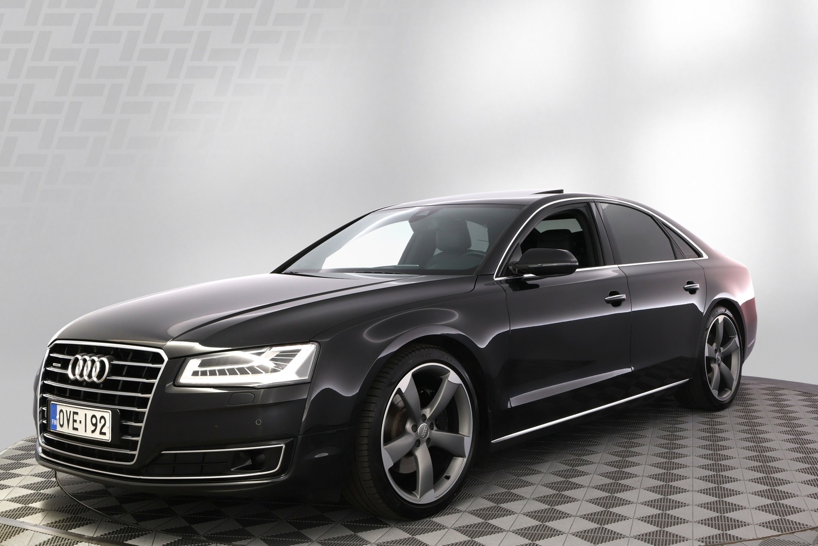 AUDI A8 2014