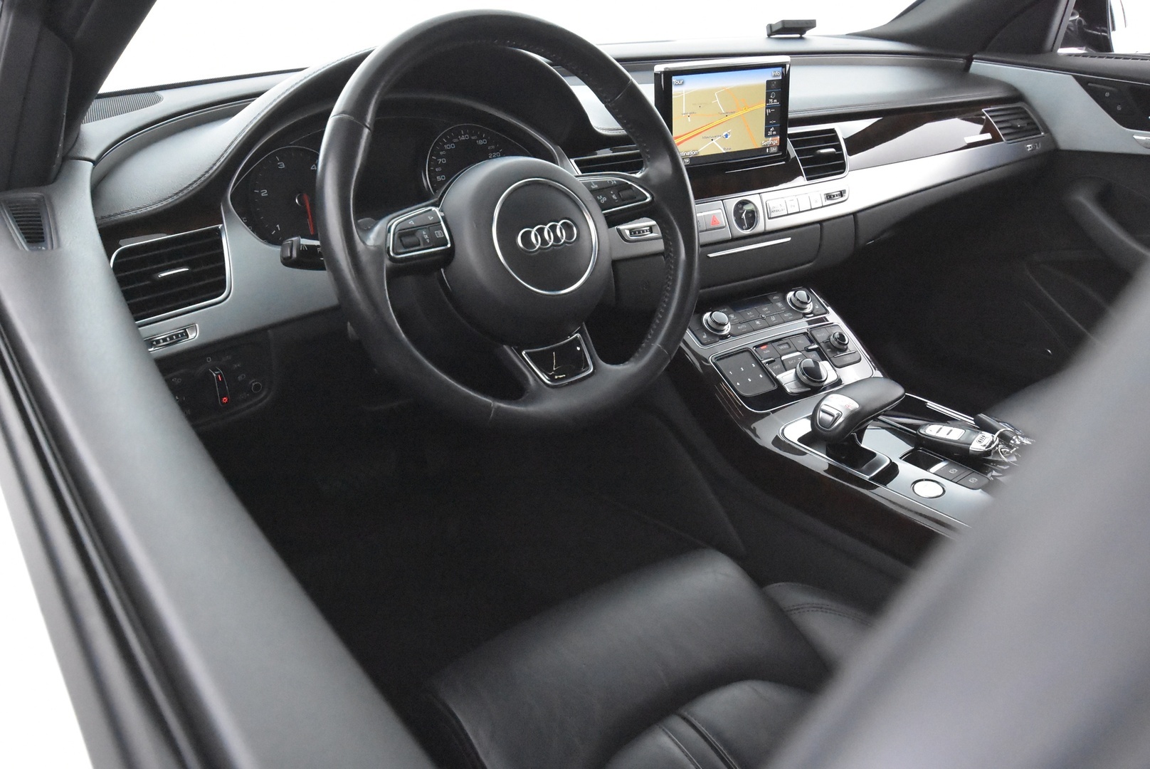AUDI A8 2014