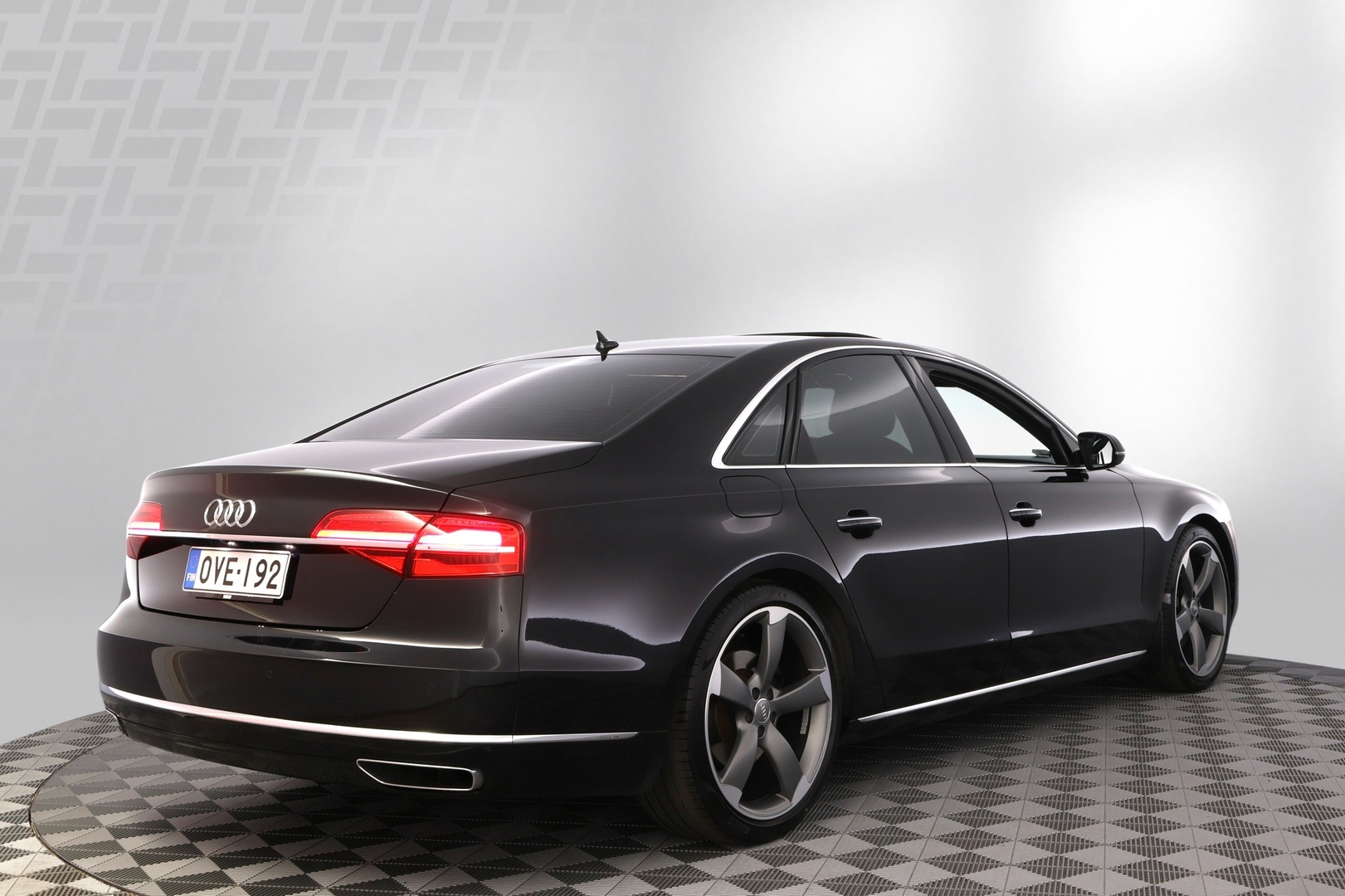 AUDI A8 2014