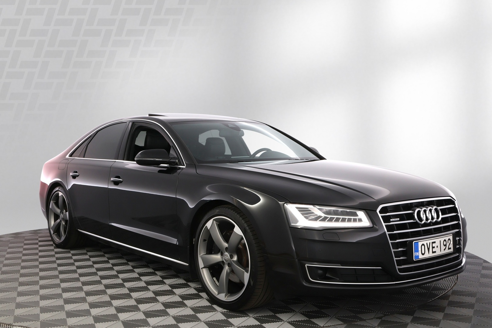 AUDI A8 2014