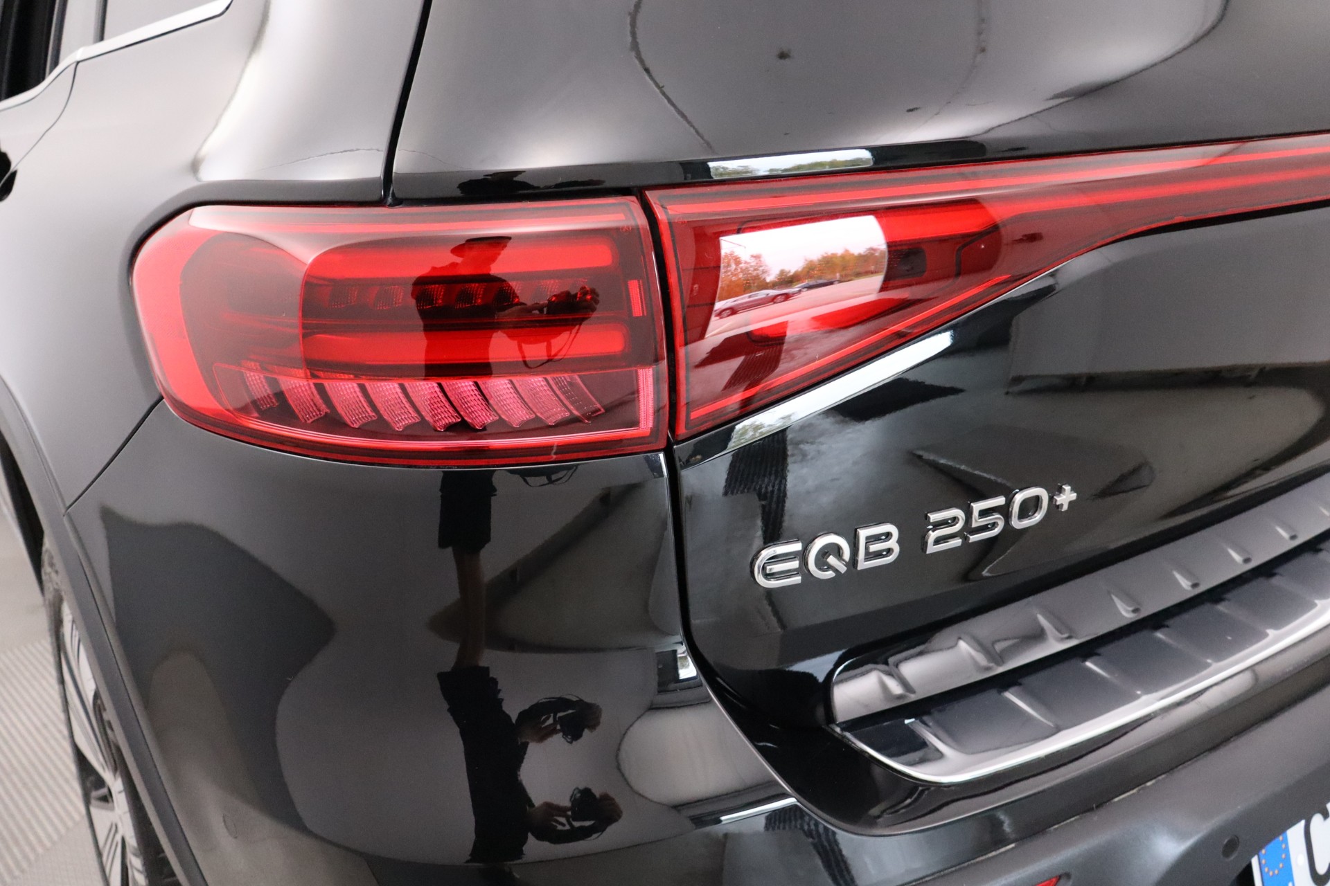 Mercedes-Benz EQB 2024