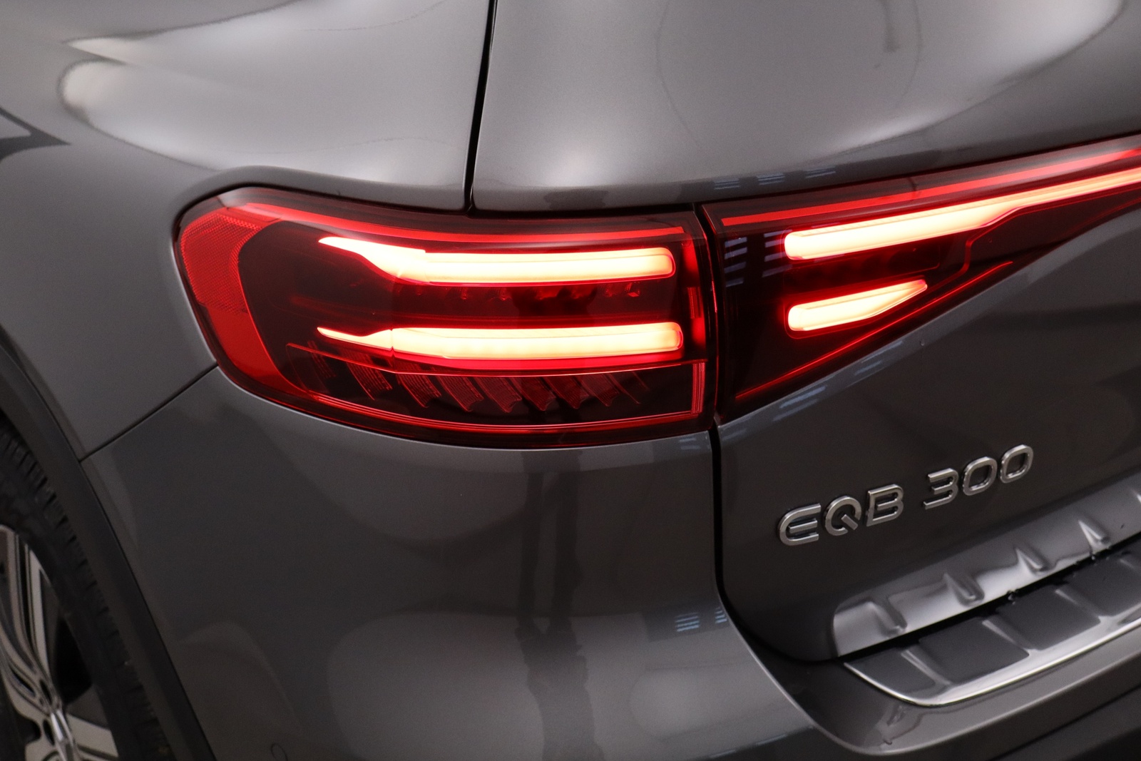 Mercedes-Benz EQB 2024