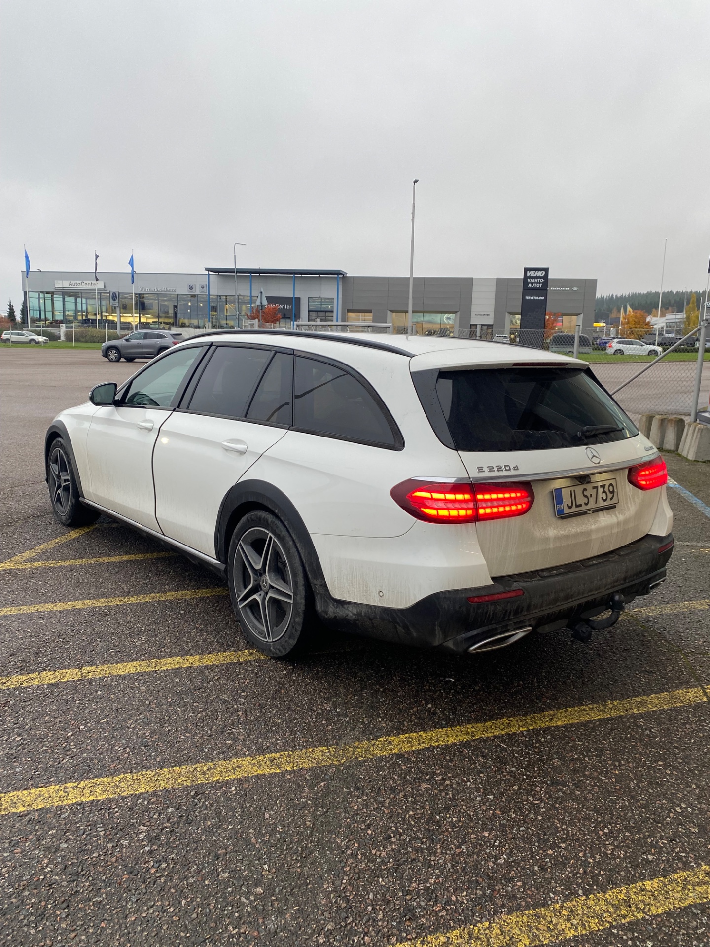 MERCEDES-BENZ E 2021