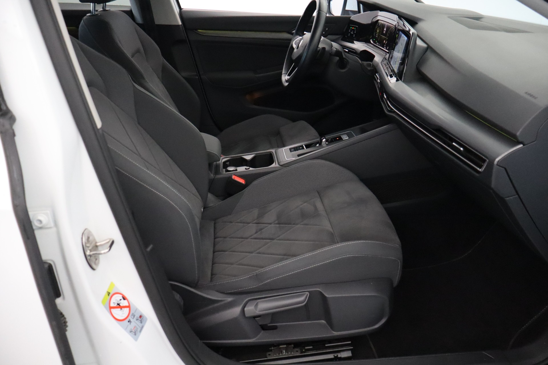Volkswagen Golf 2021