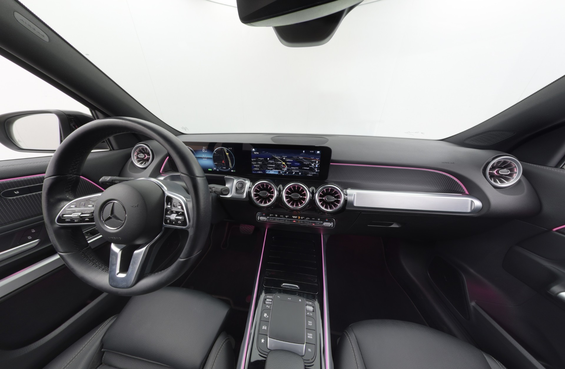 MERCEDES-BENZ EQB 2022