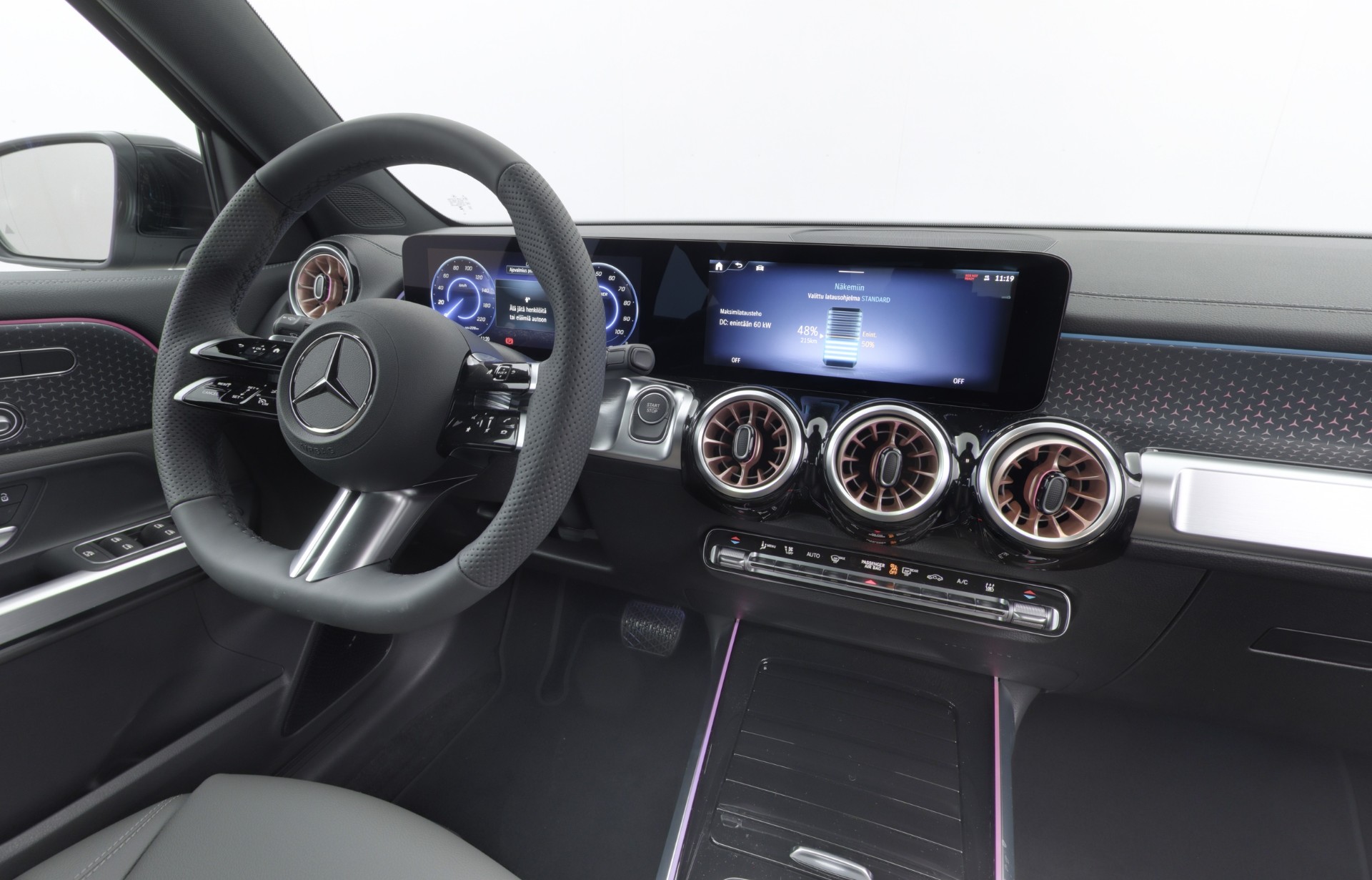 Mercedes-Benz EQB 2025
