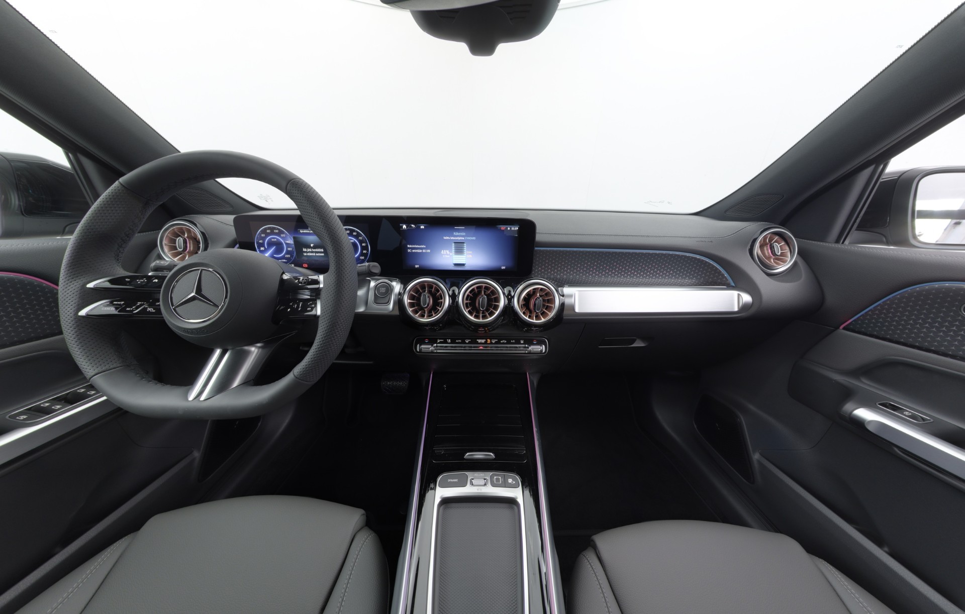 Mercedes-Benz EQB 2025