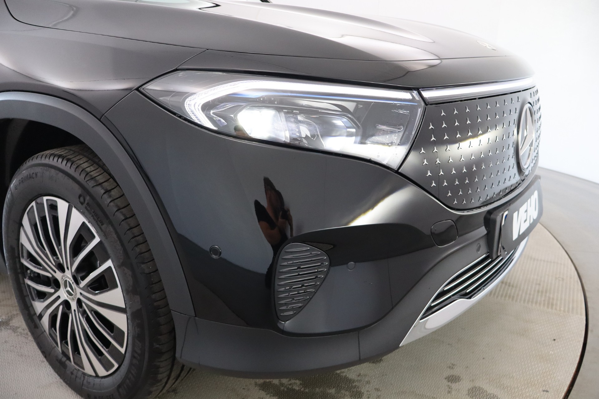 Mercedes-Benz EQB 2025