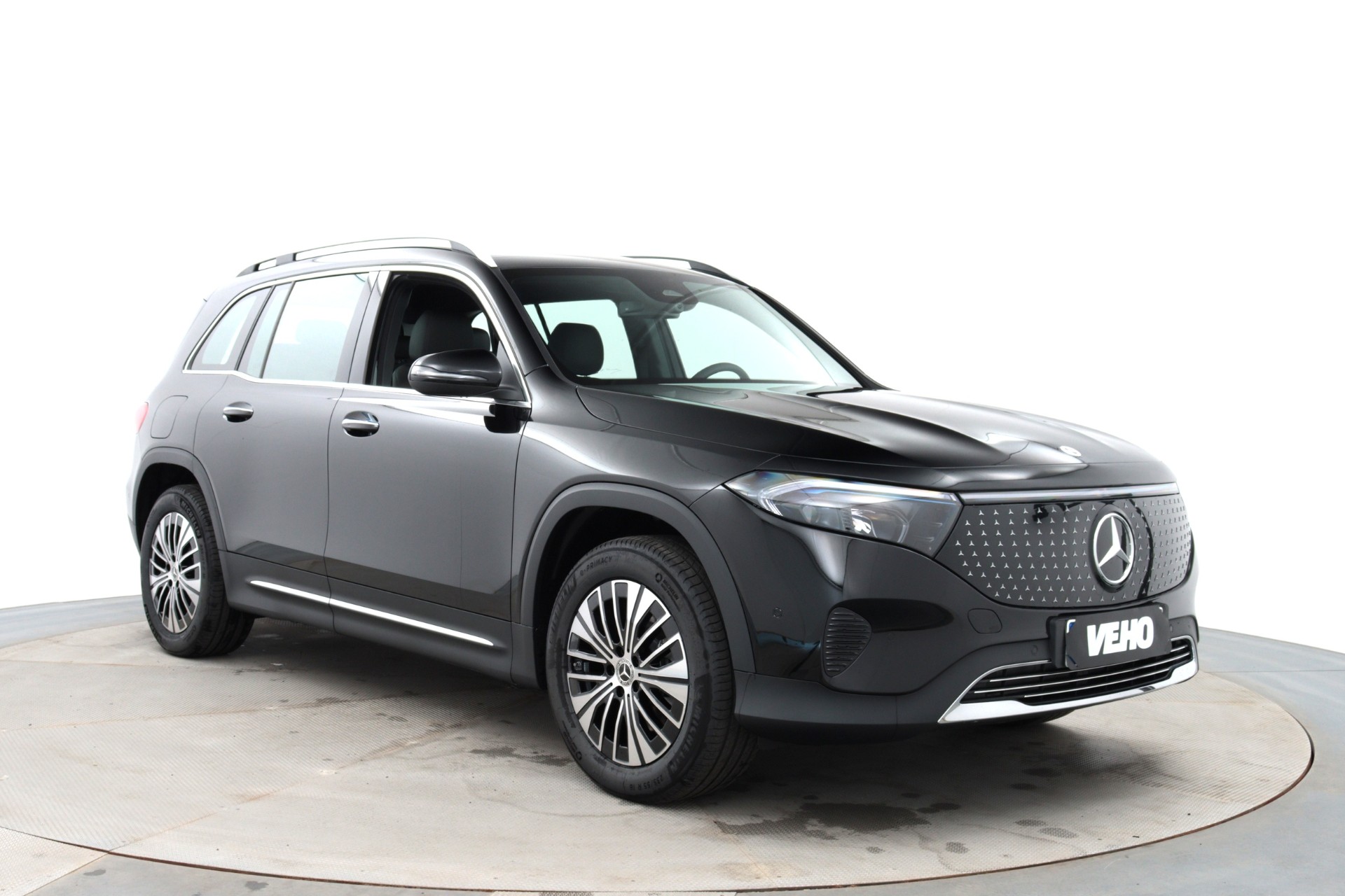 Mercedes-Benz EQB 2025