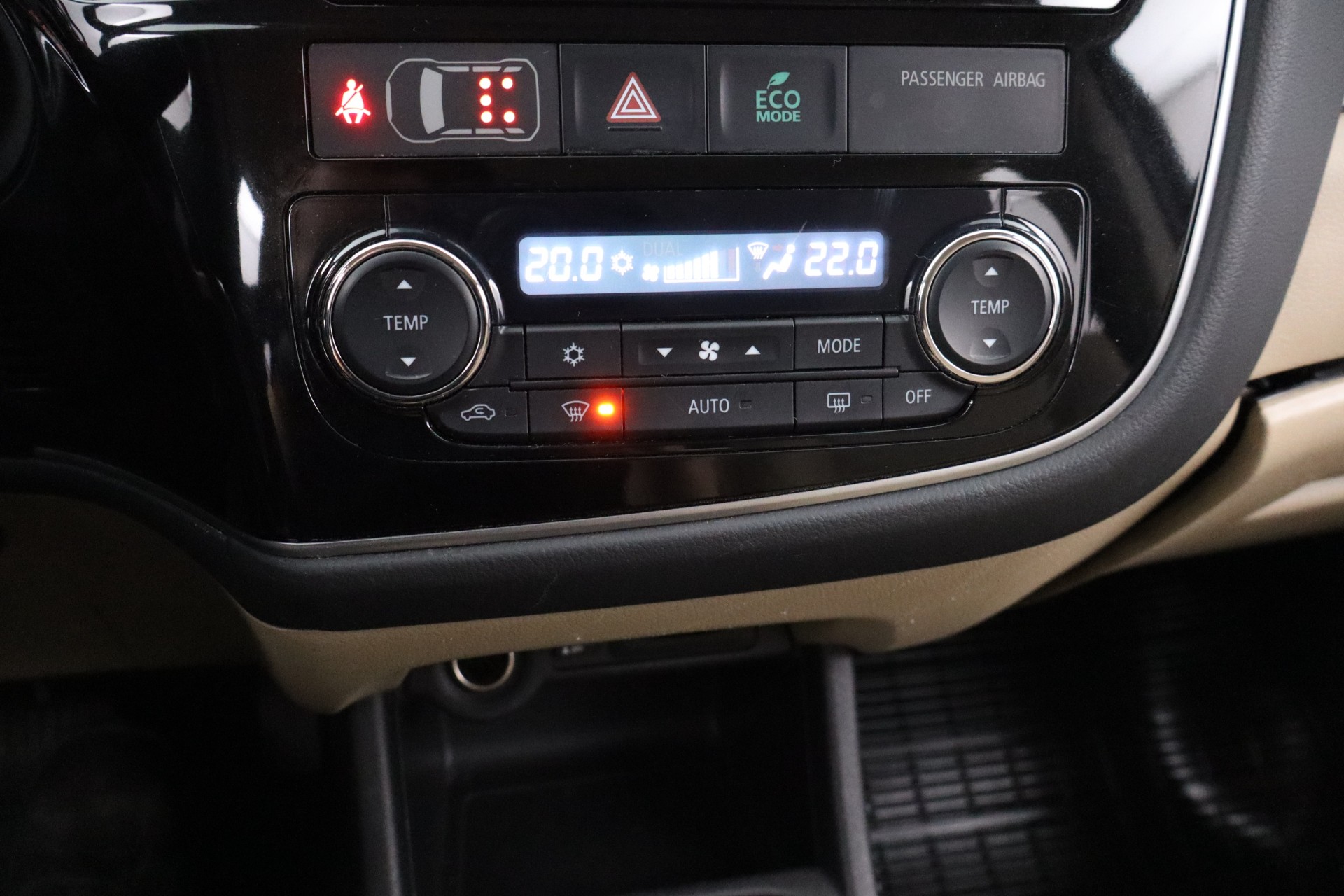 Mitsubishi Outlander 2013