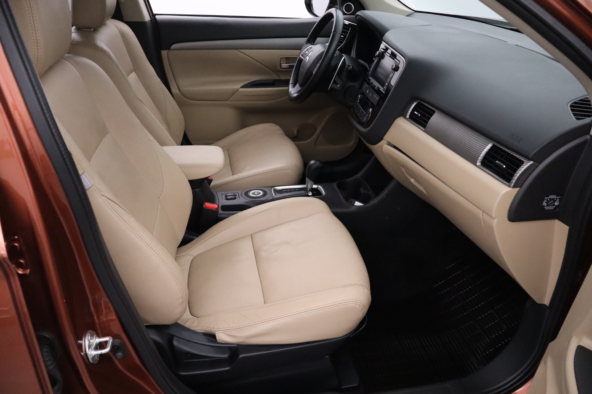 Mitsubishi Outlander 2013