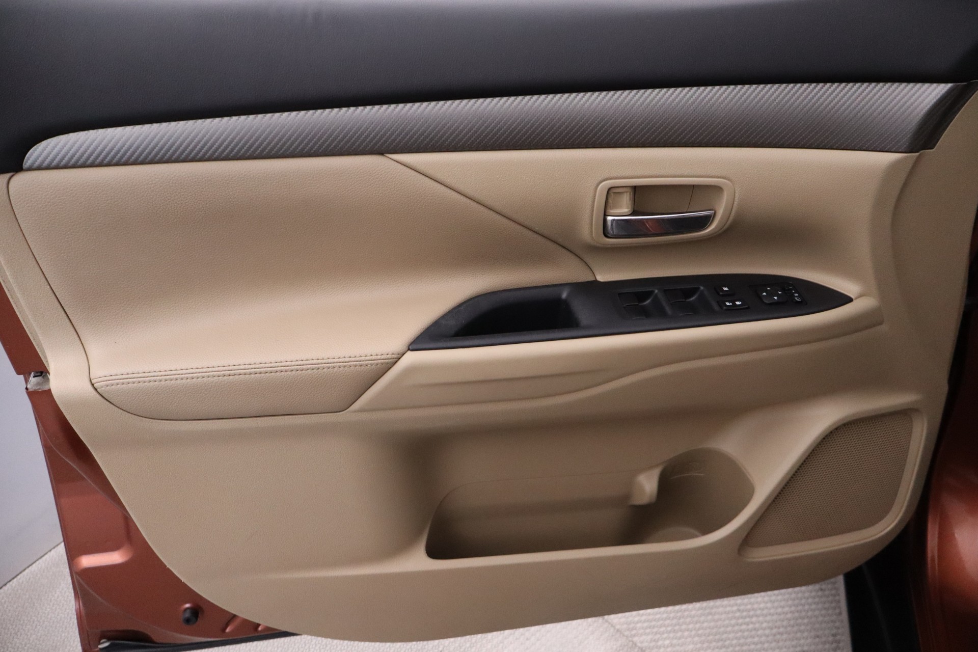 Mitsubishi Outlander 2013