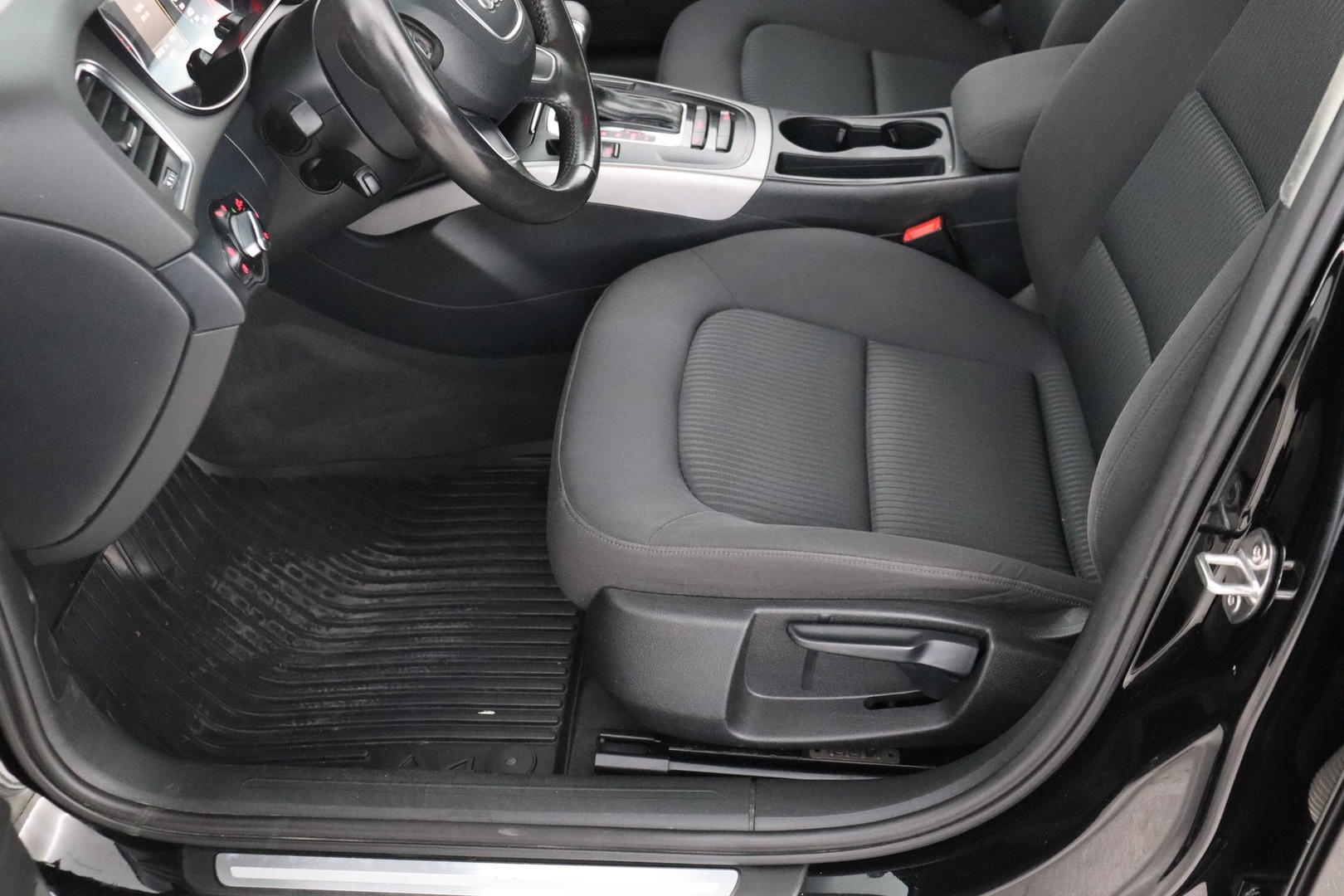AUDI A4 2014