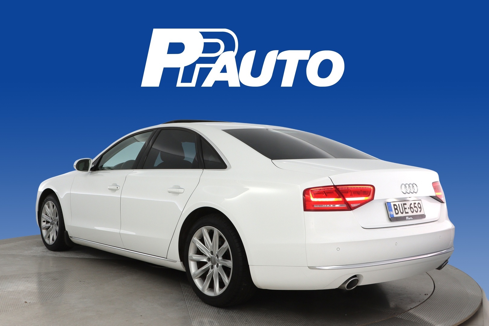 AUDI A8 2013