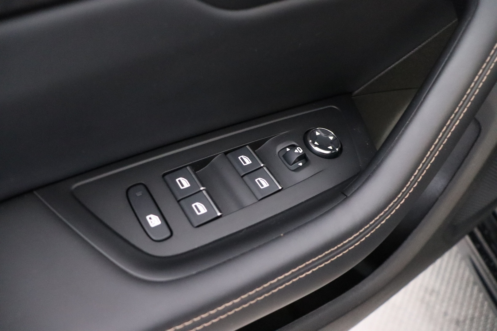 PEUGEOT 508 2019