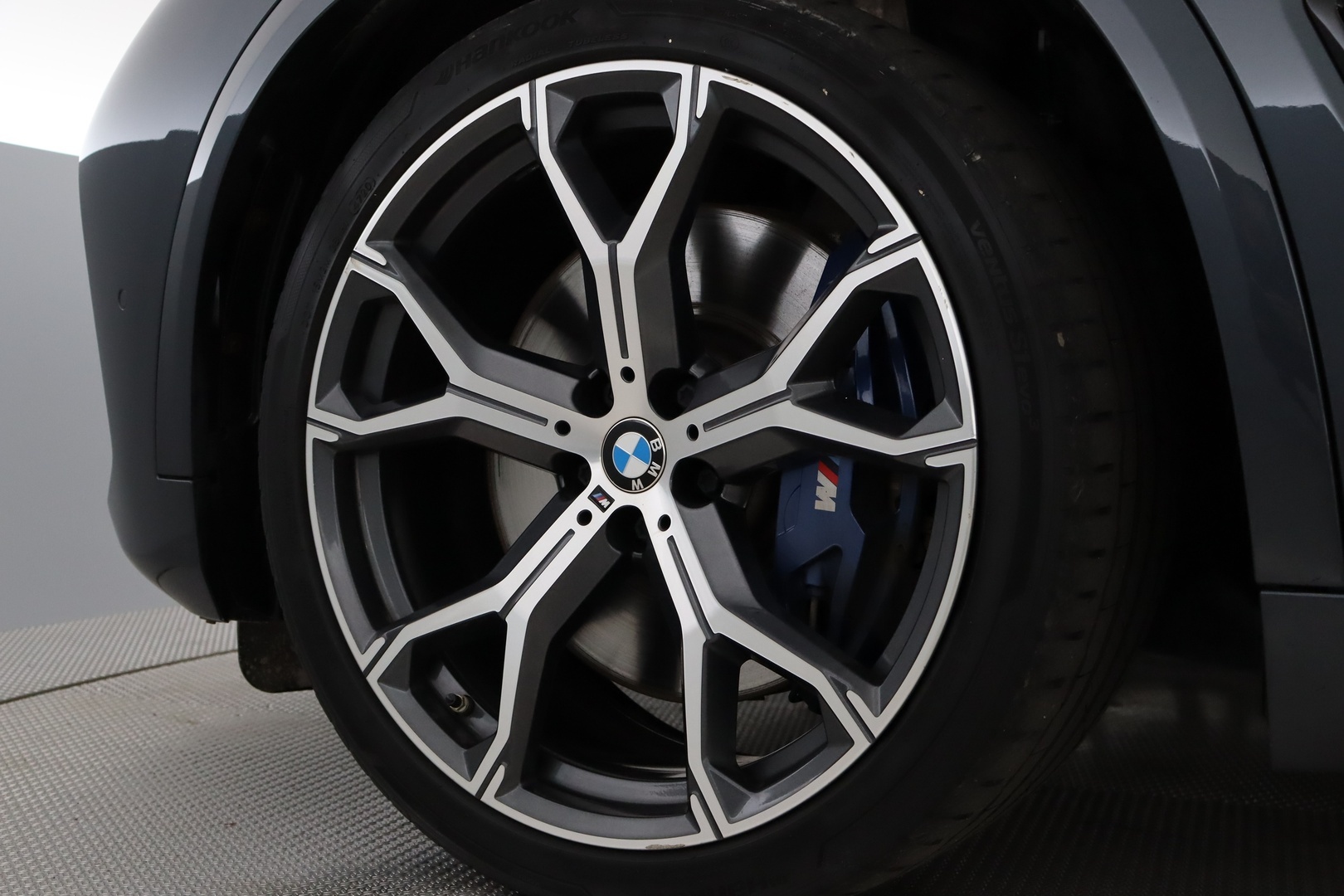 BMW X5 2021