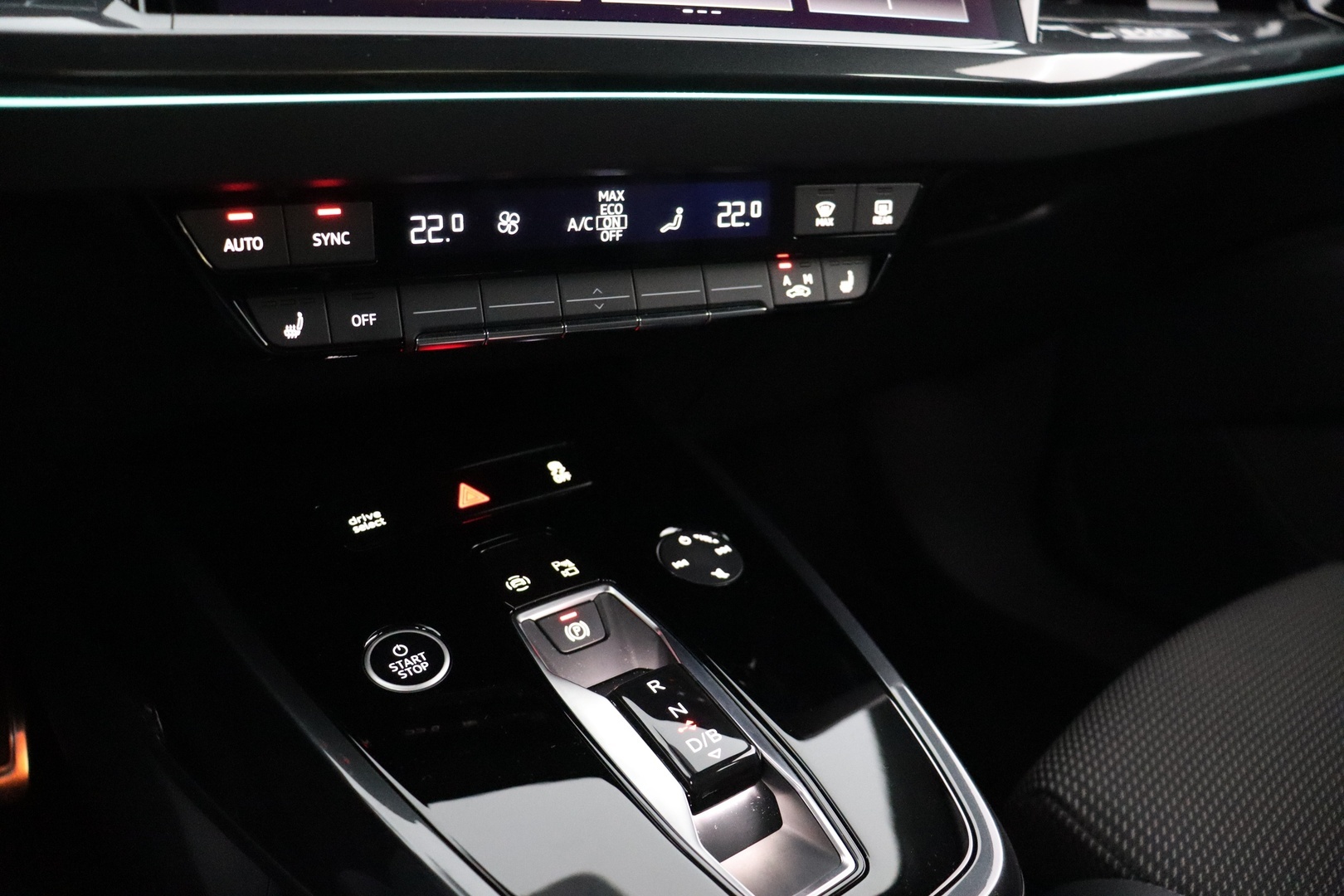 AUDI Q4 e-tron 2023