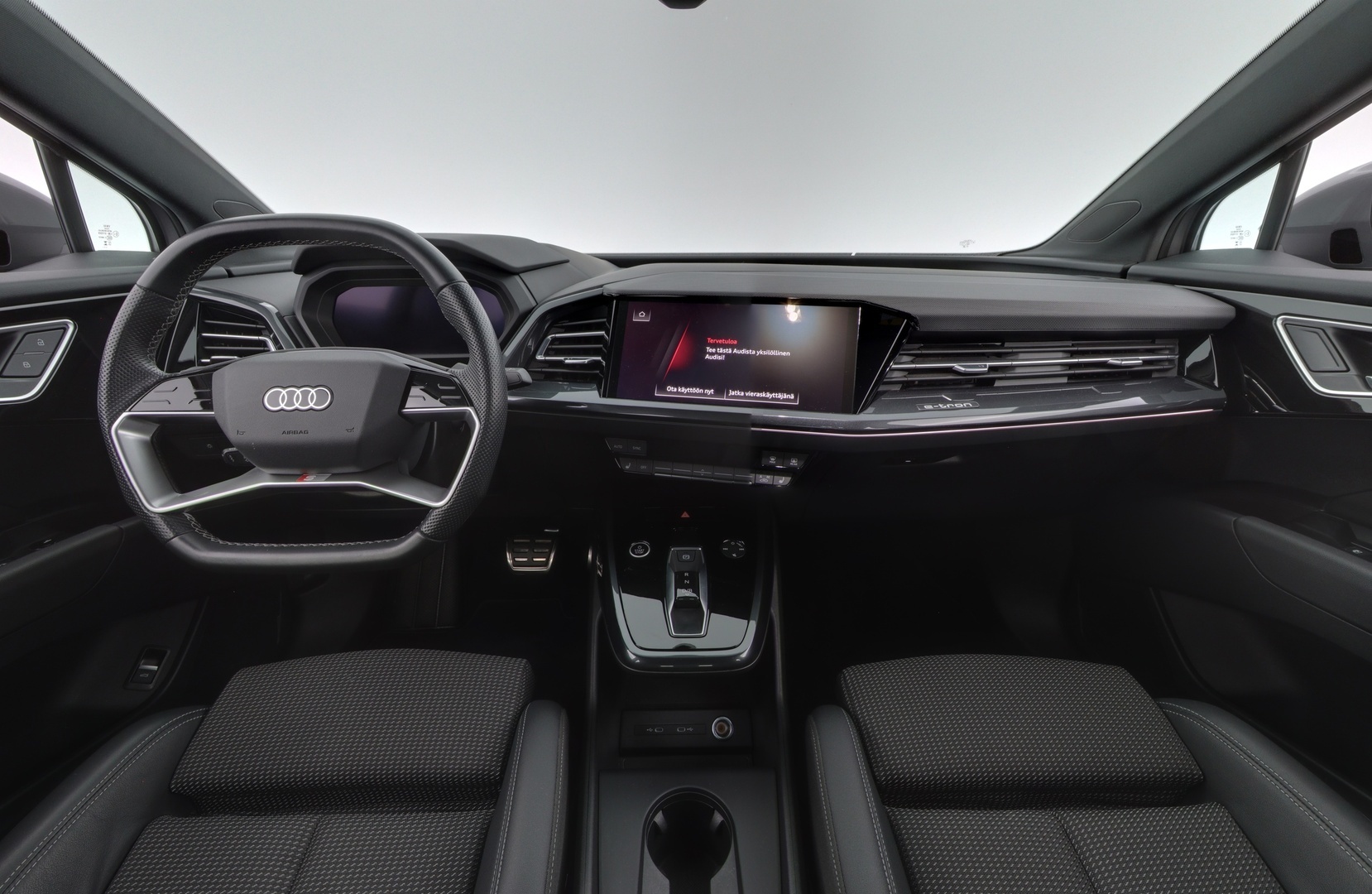 AUDI Q4 e-tron 2023