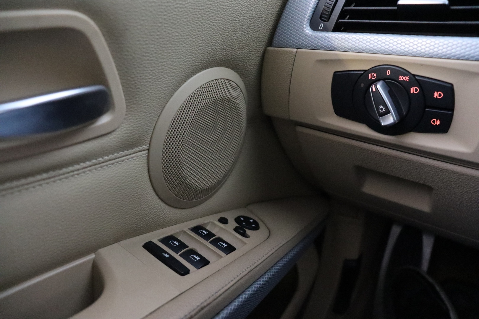 BMW 325 2010