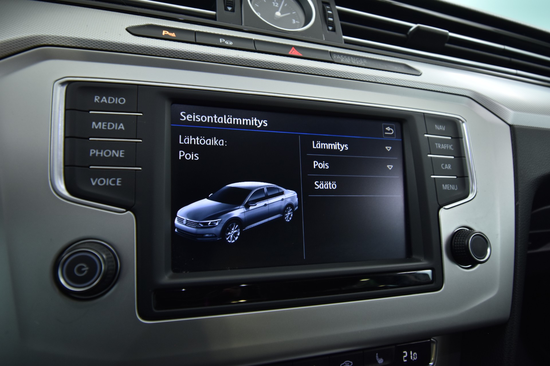 VOLKSWAGEN Passat 2017