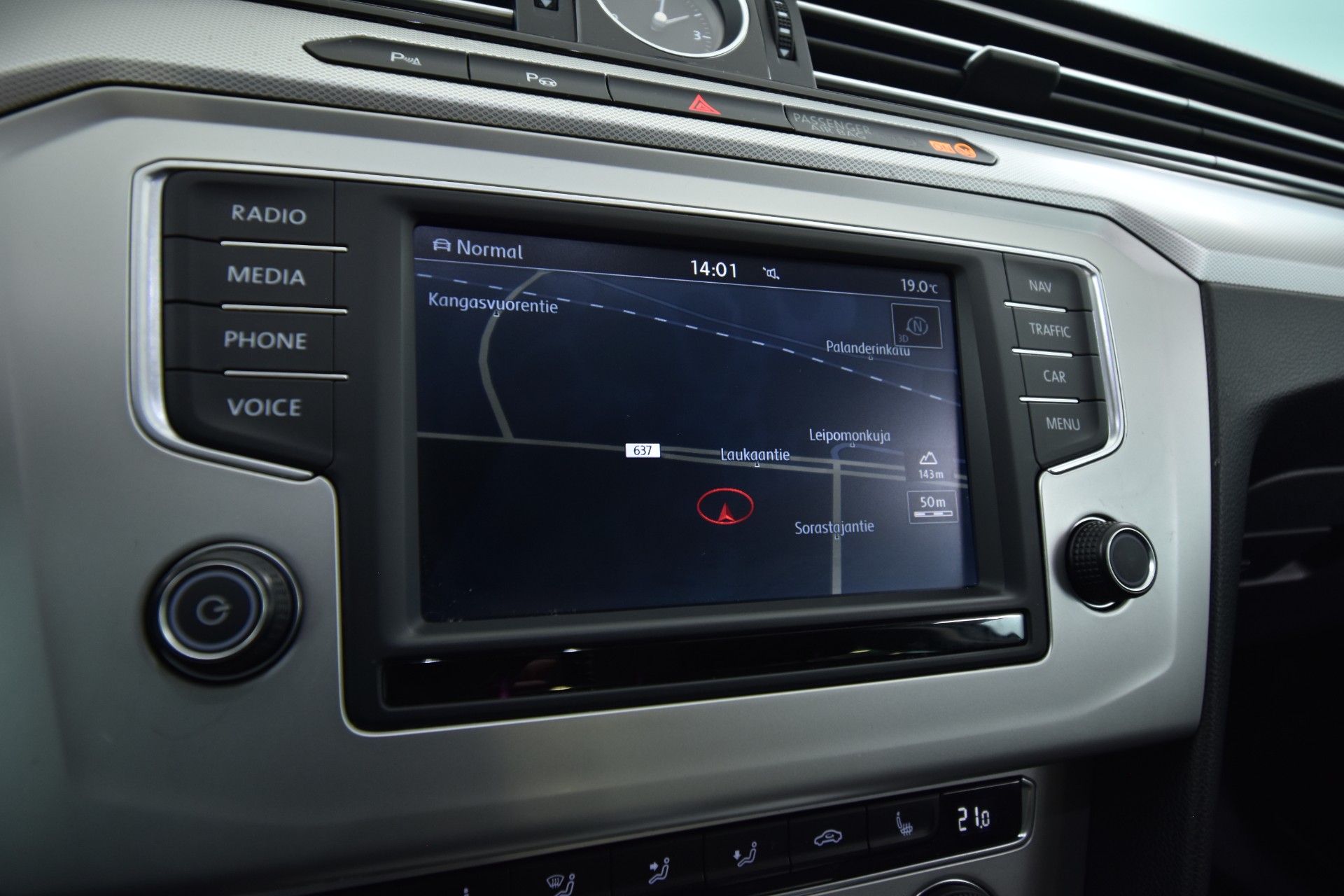 VOLKSWAGEN Passat 2017