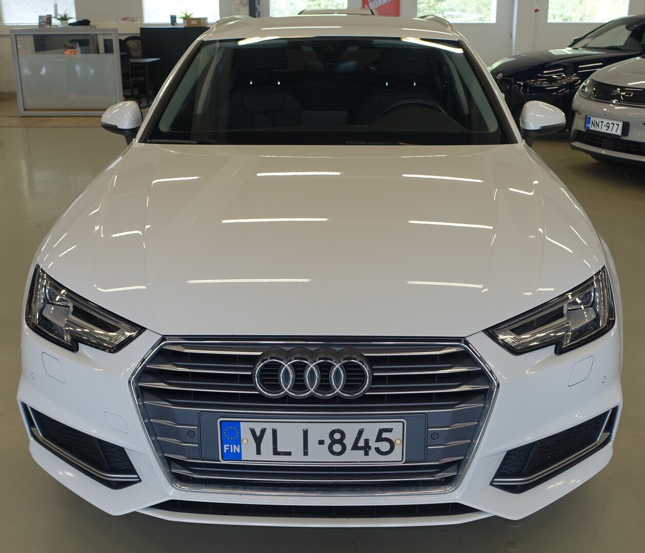 AUDI A4 2019