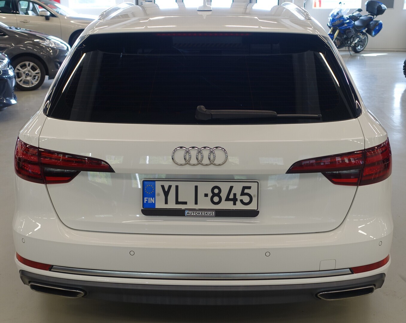 AUDI A4 2019