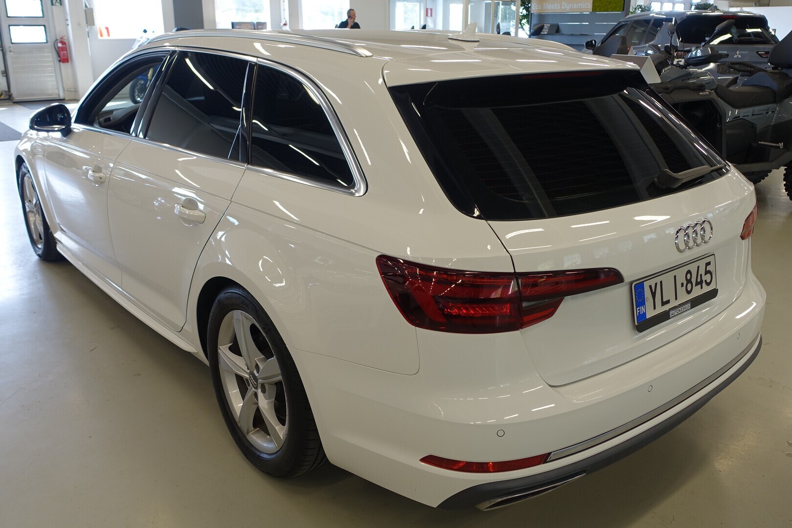 AUDI A4 2019
