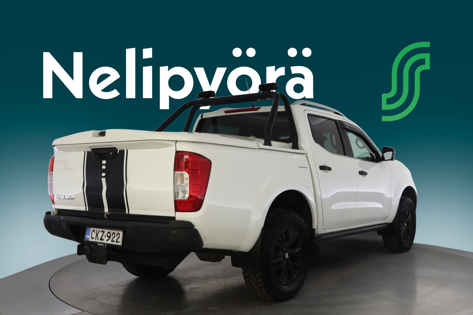 NISSAN Navara 2018
