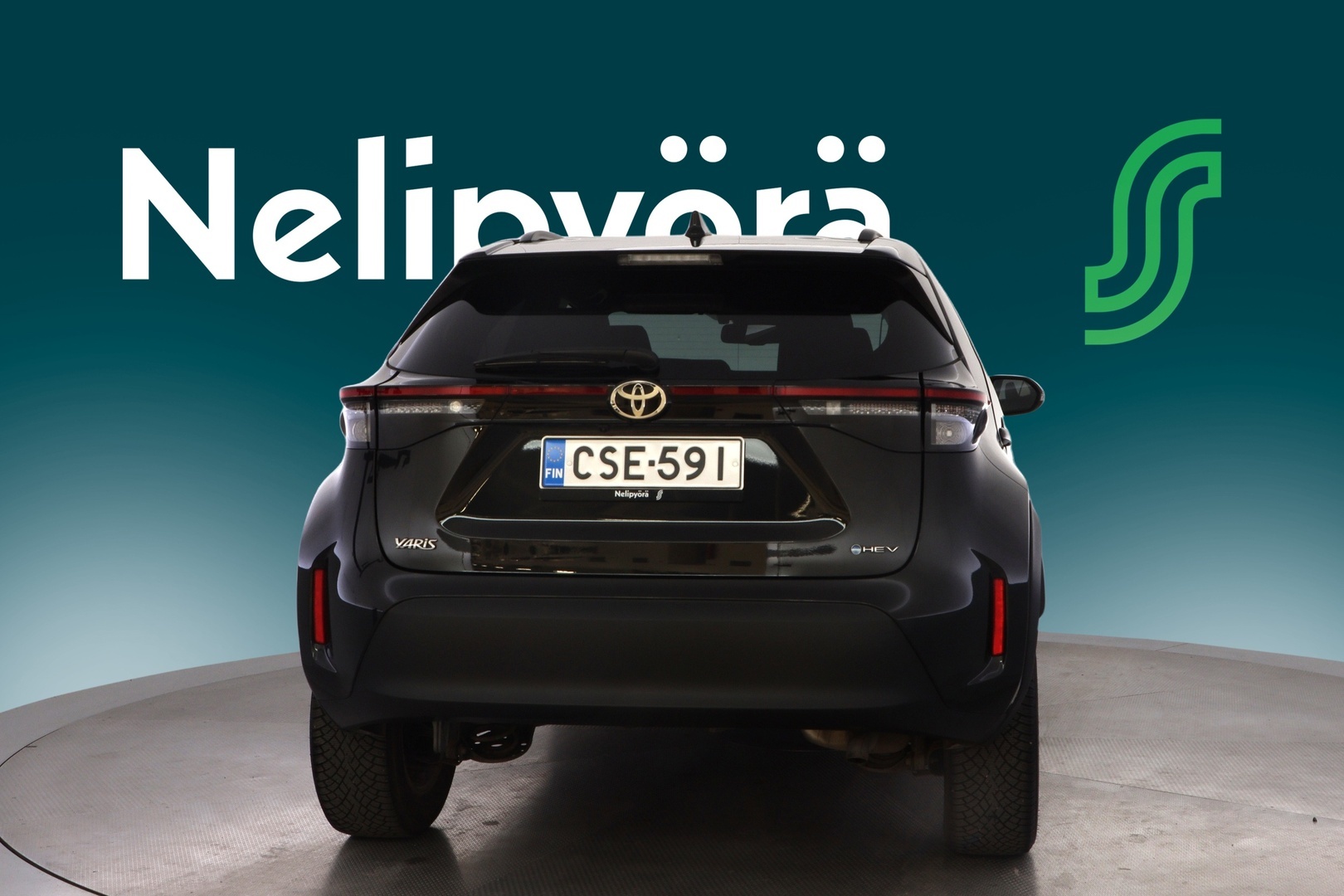 TOYOTA Yaris Cross 2024