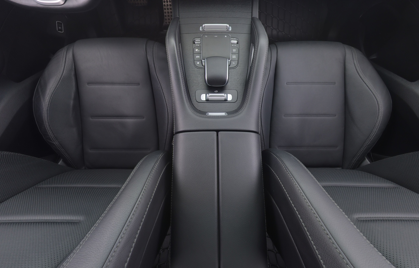 MERCEDES-BENZ GLE 2023