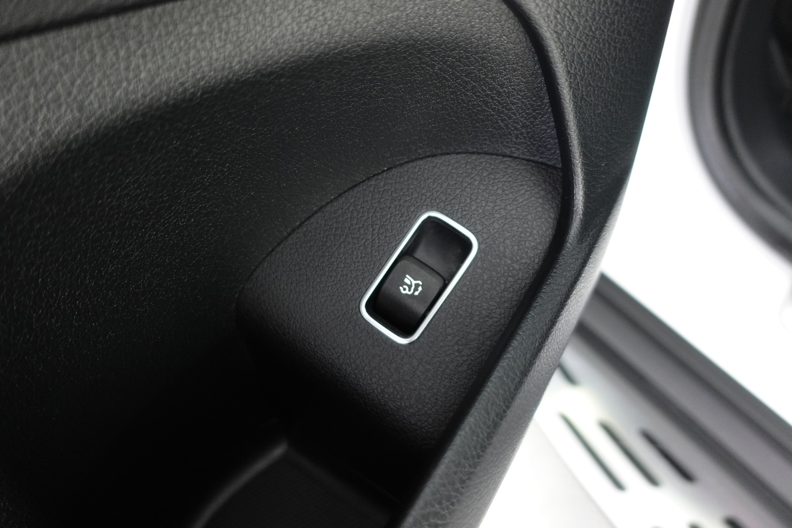 MERCEDES-BENZ GLE 2023