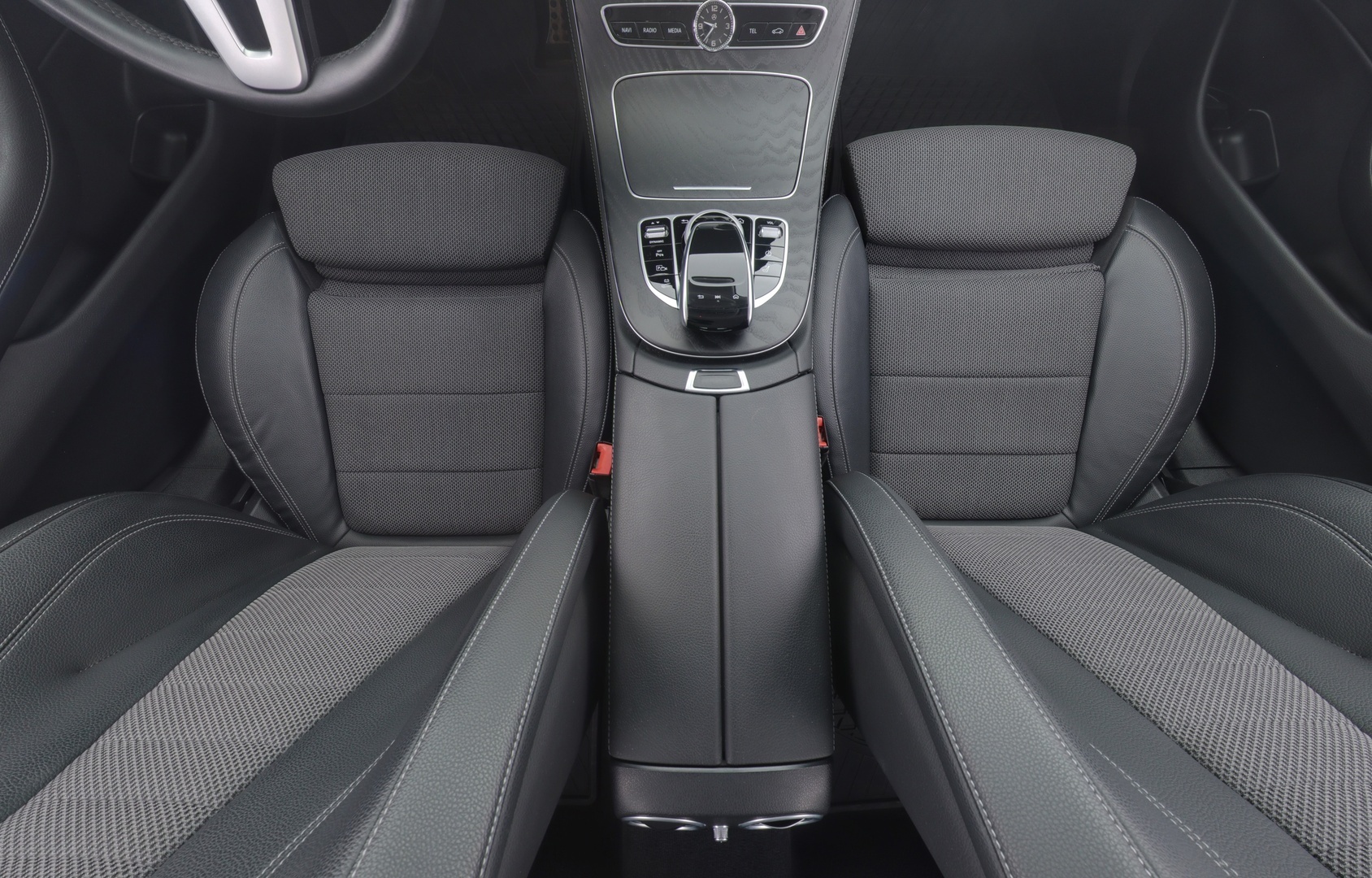 MERCEDES-BENZ E 2020