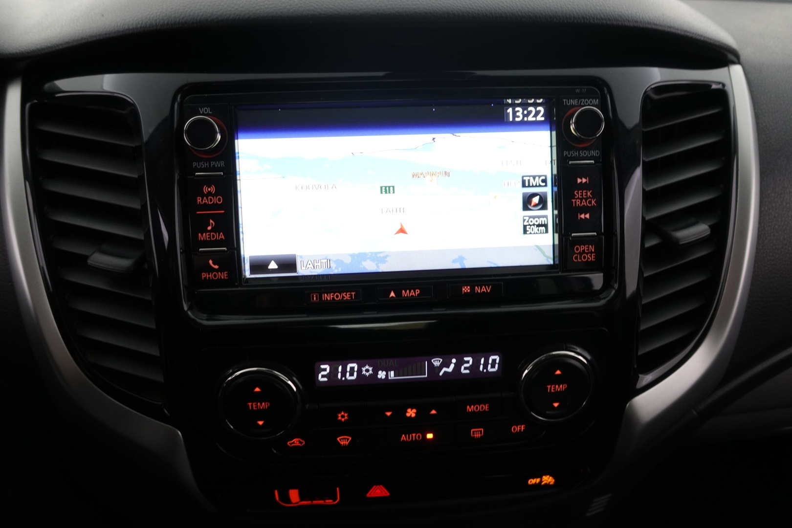 MITSUBISHI L200 2017