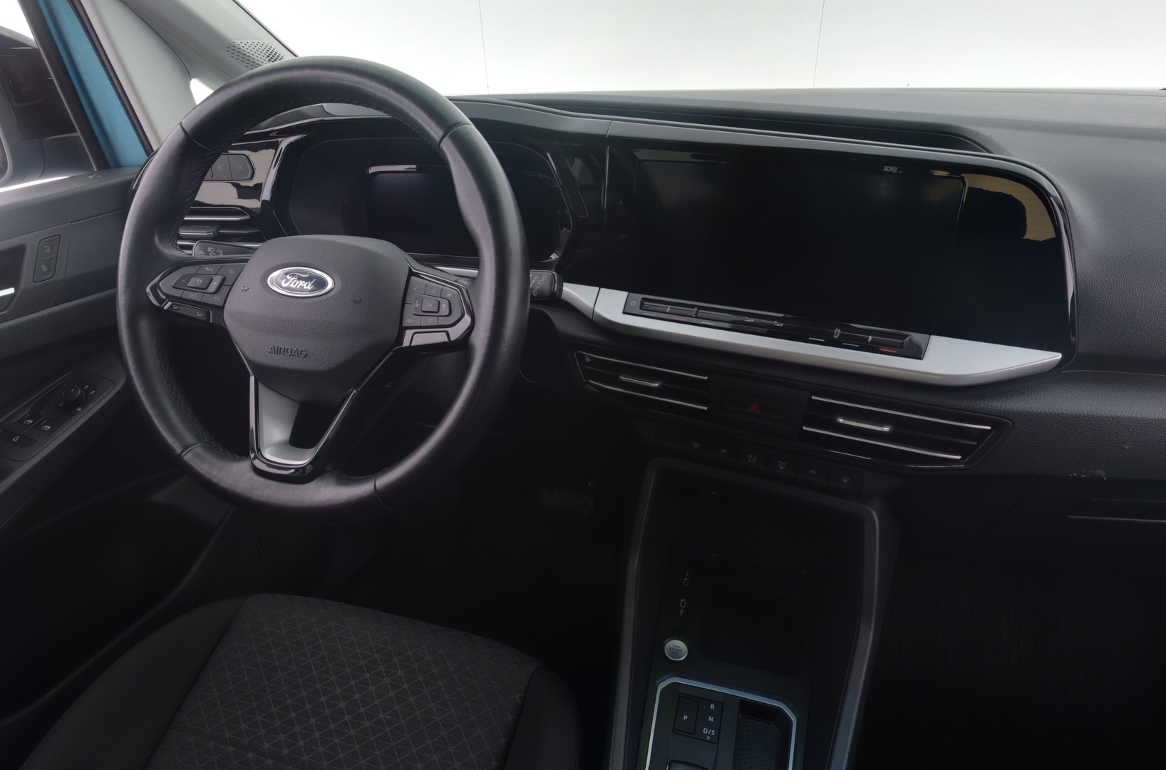 FORD Grand Tourneo Connect 2024