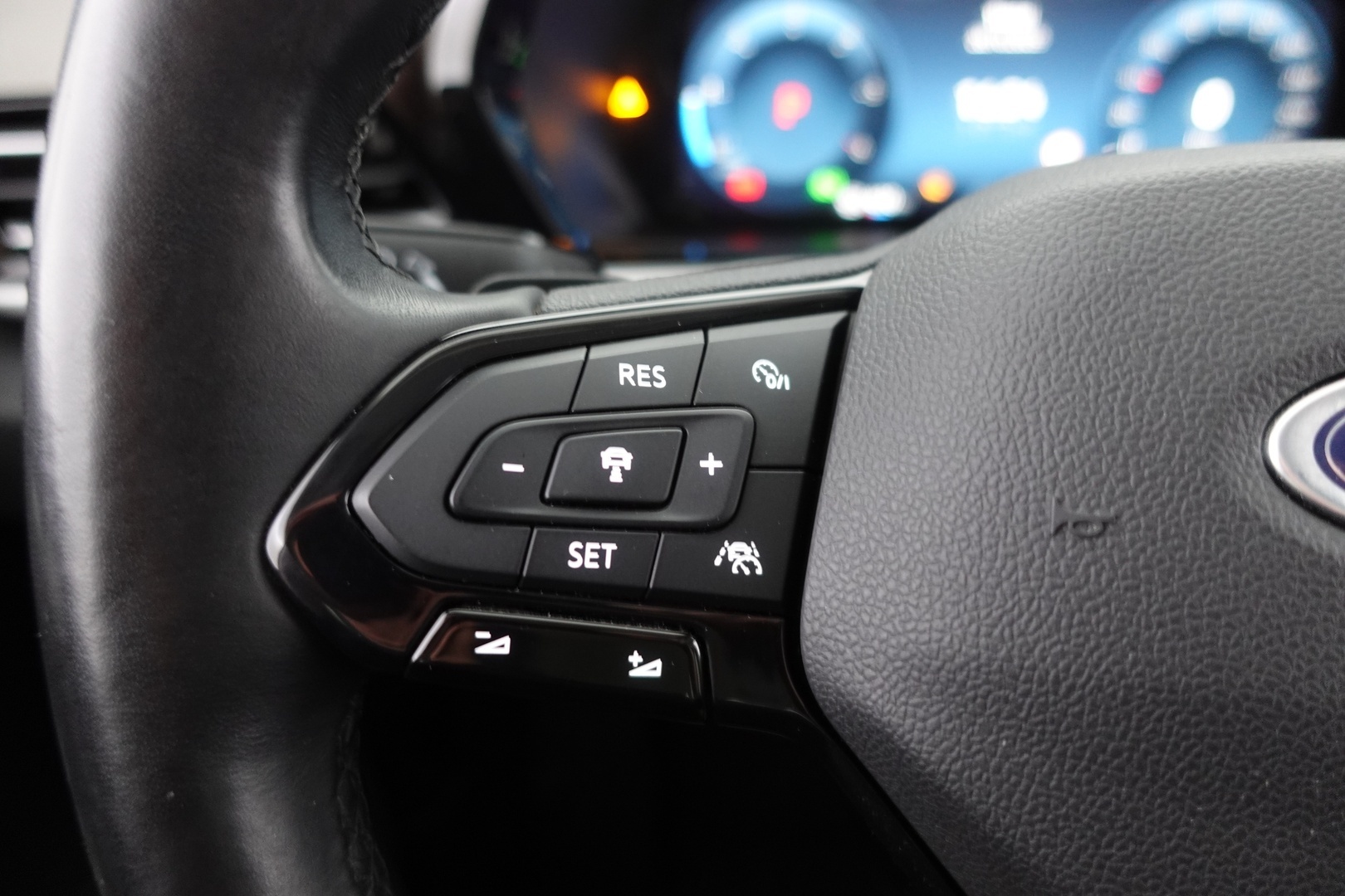 FORD Grand Tourneo Connect 2024