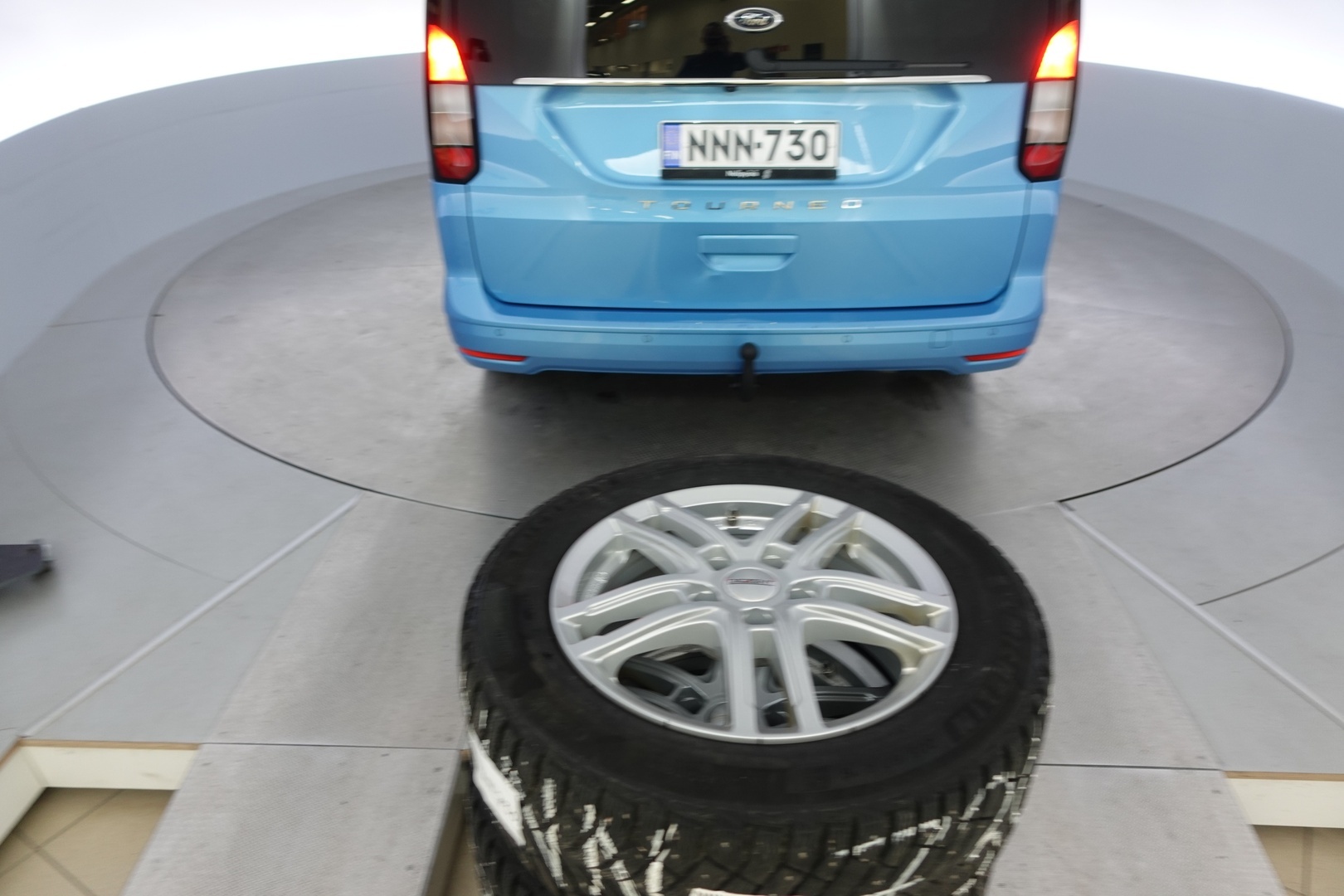 FORD Grand Tourneo Connect 2024