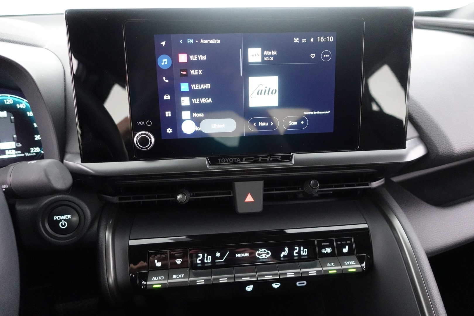 TOYOTA C-HR 2024