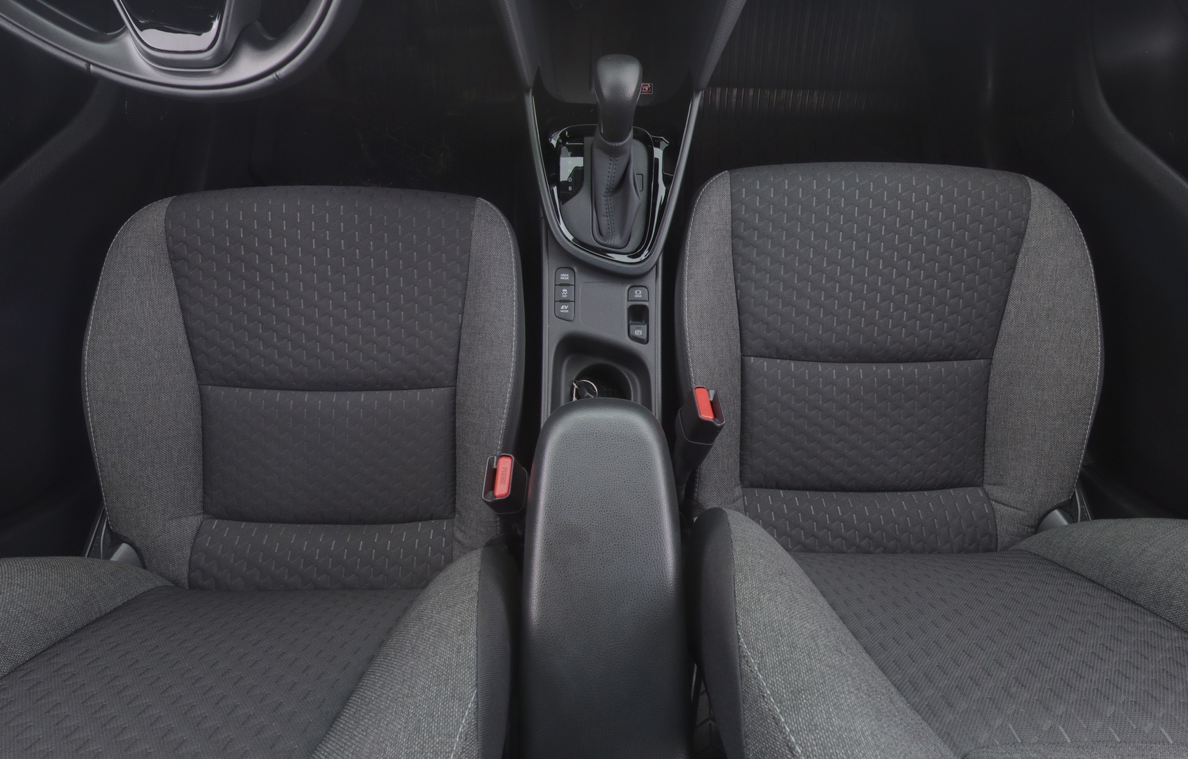 TOYOTA Yaris Cross 2024