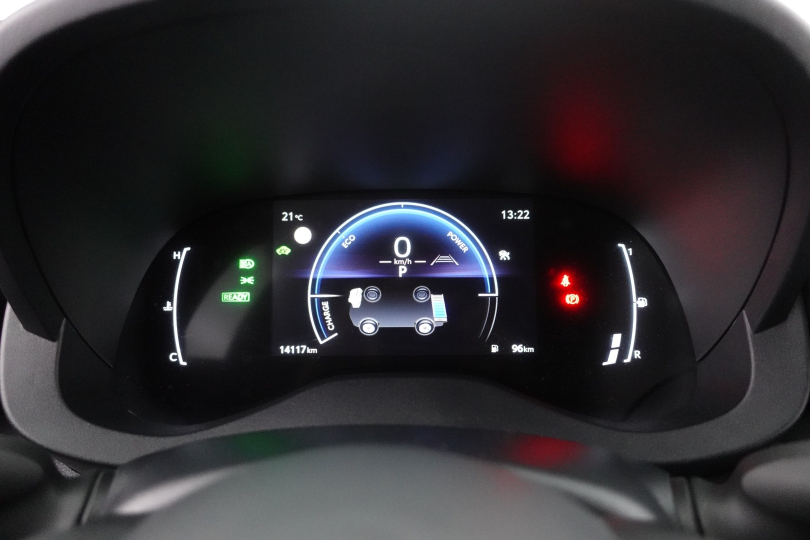 TOYOTA Yaris Cross 2024