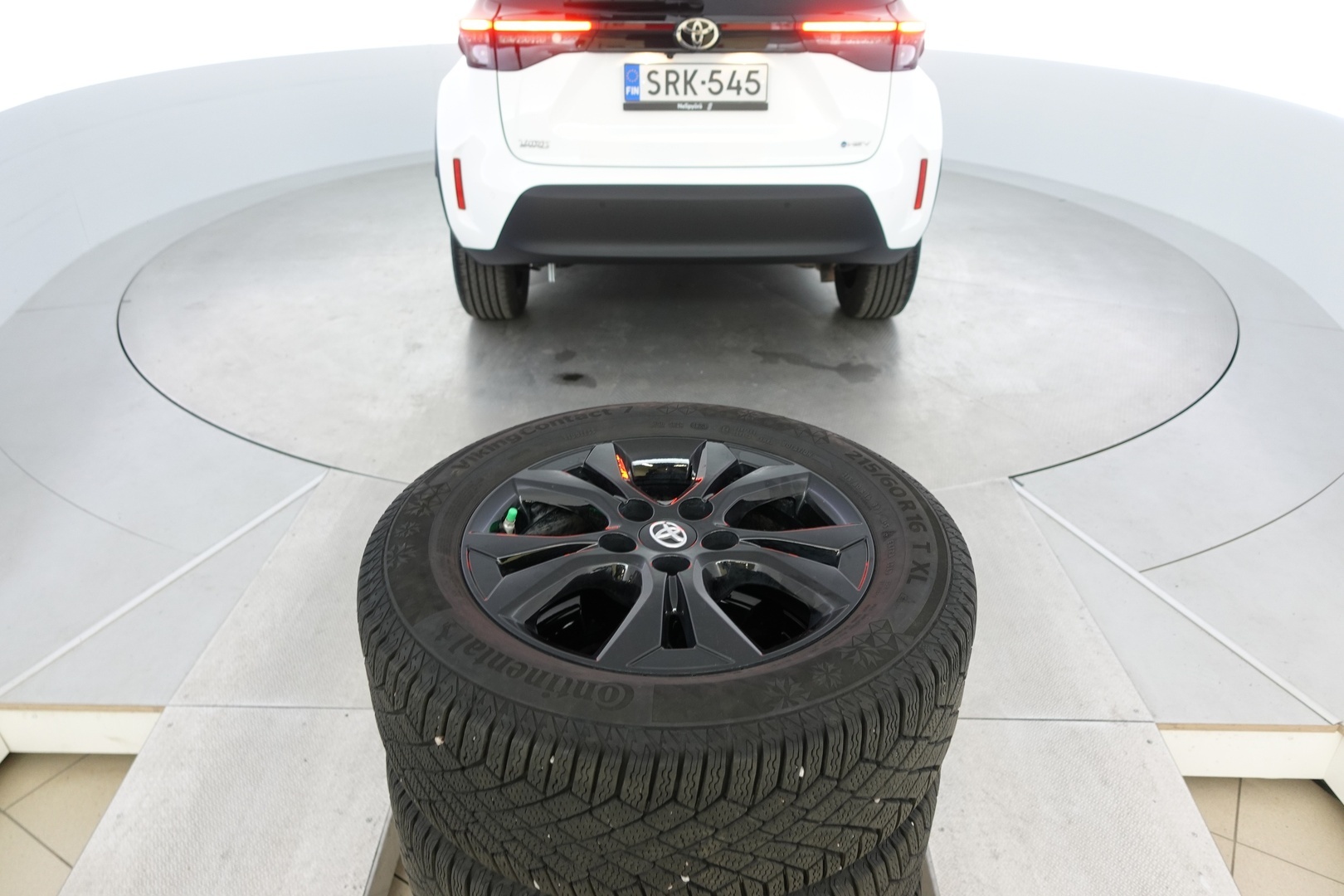 TOYOTA Yaris Cross 2024