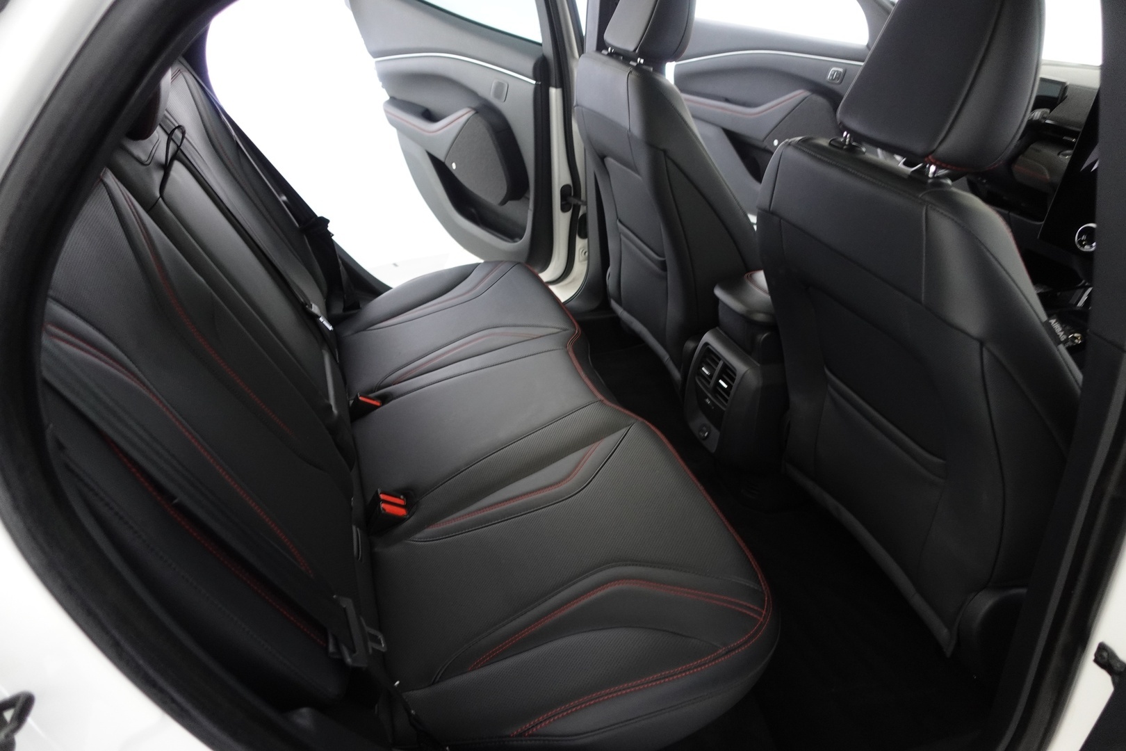 FORD Mustang Mach-E 2021