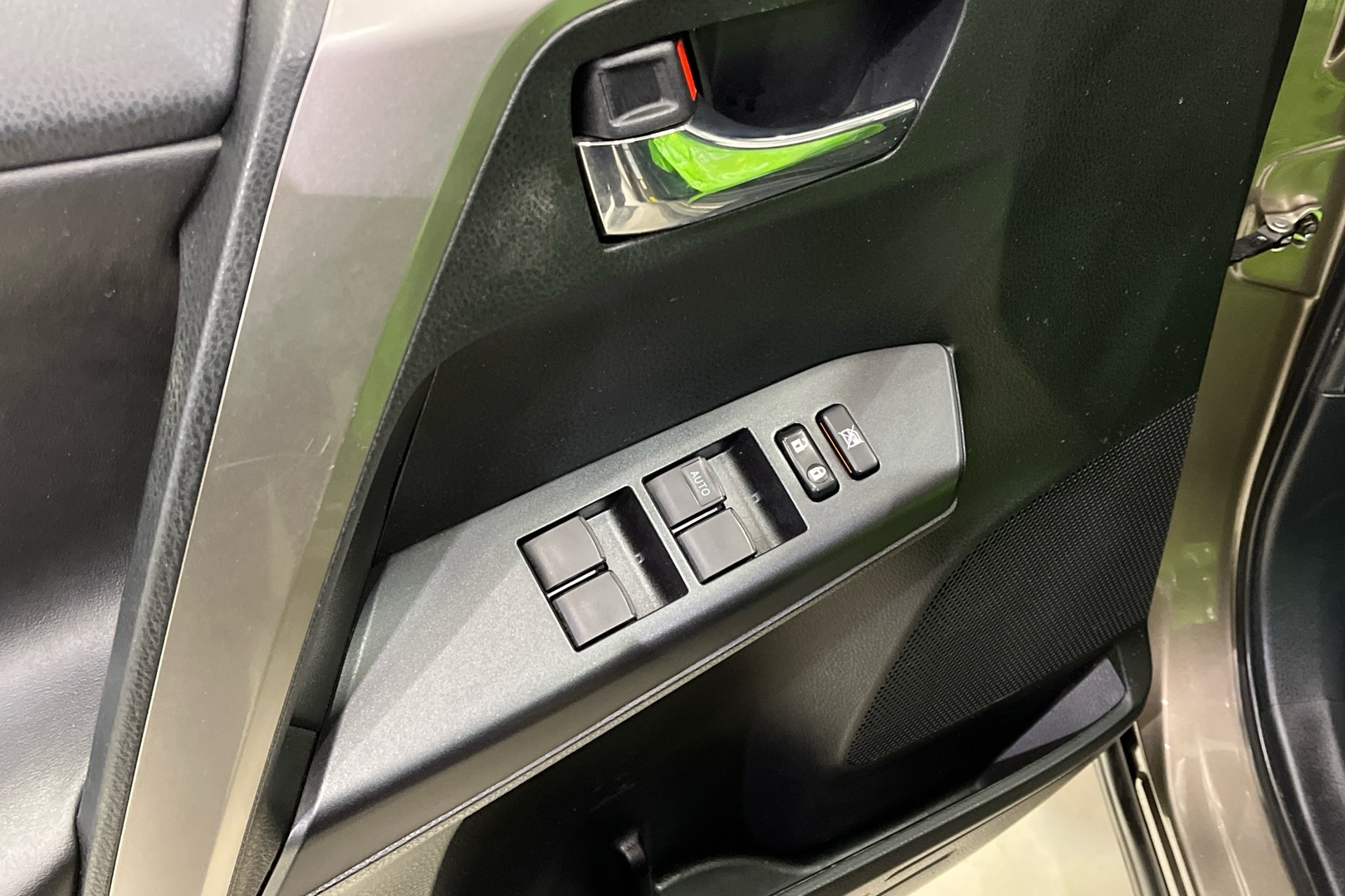 TOYOTA RAV4 2016