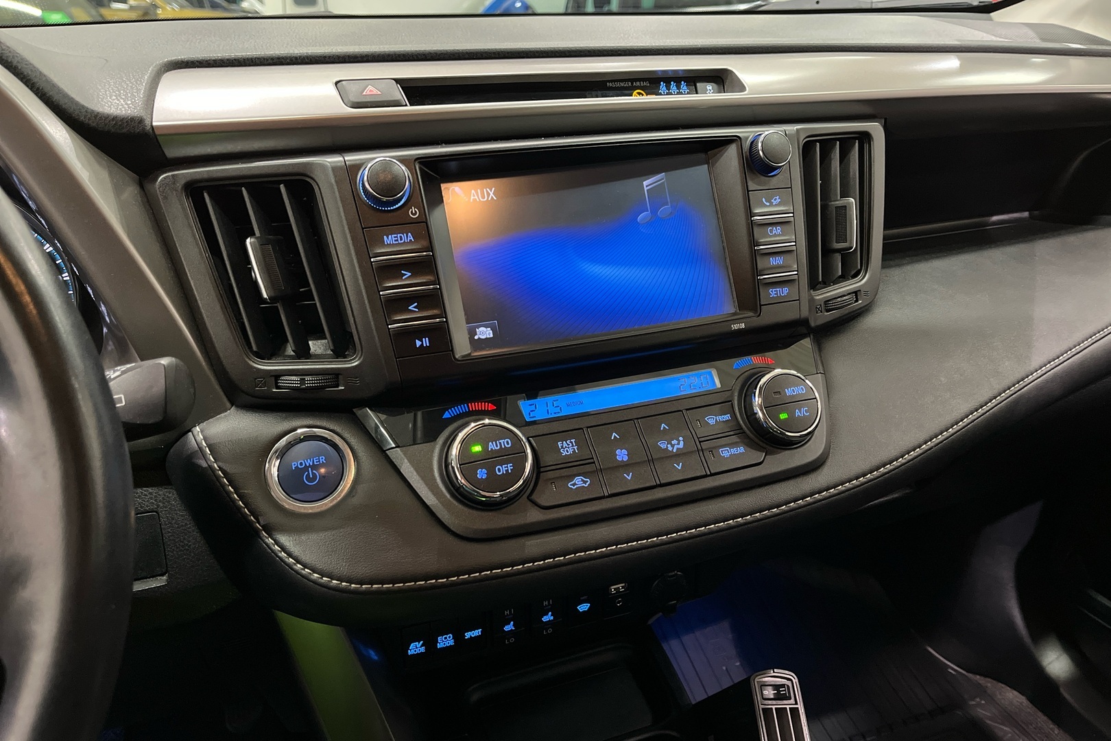 TOYOTA RAV4 2016