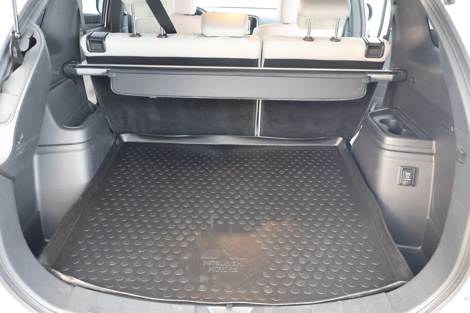 MITSUBISHI Outlander PHEV 2019