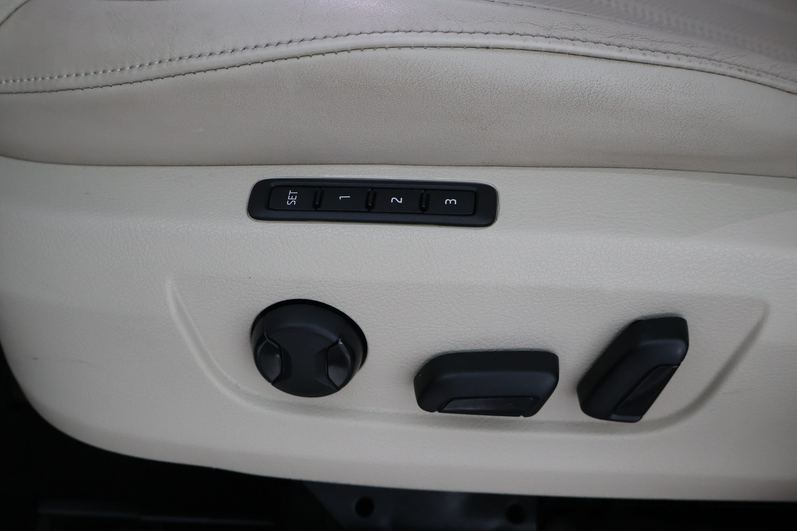 SKODA Superb 2016