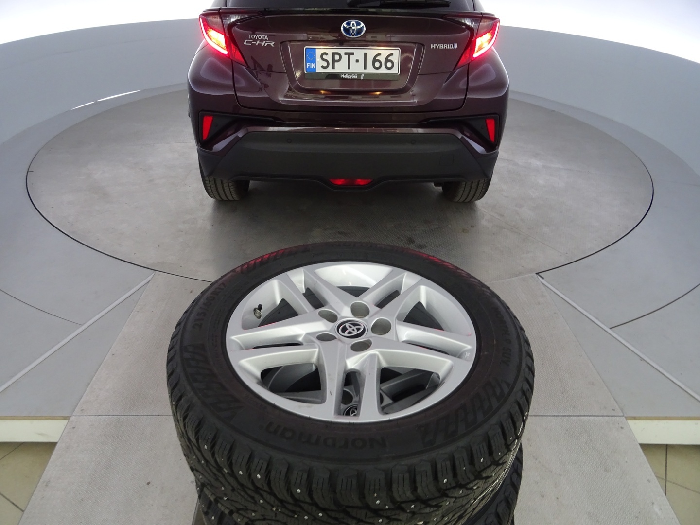 TOYOTA C-HR 2024