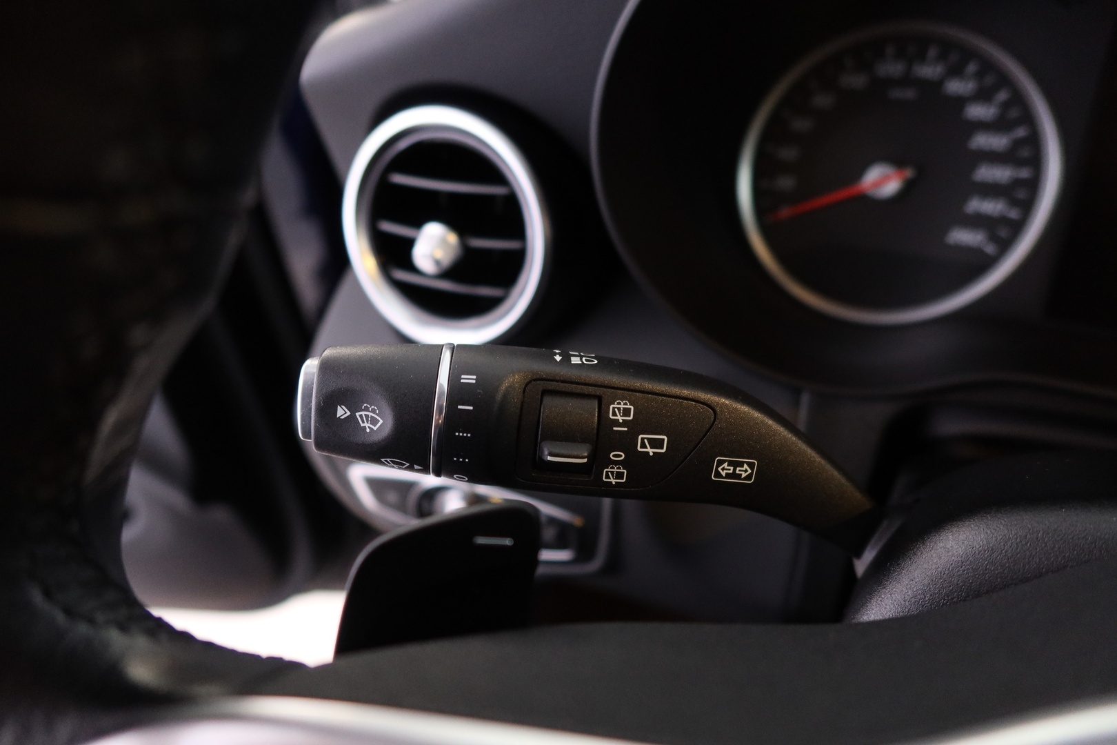 MERCEDES-BENZ GLC 2020