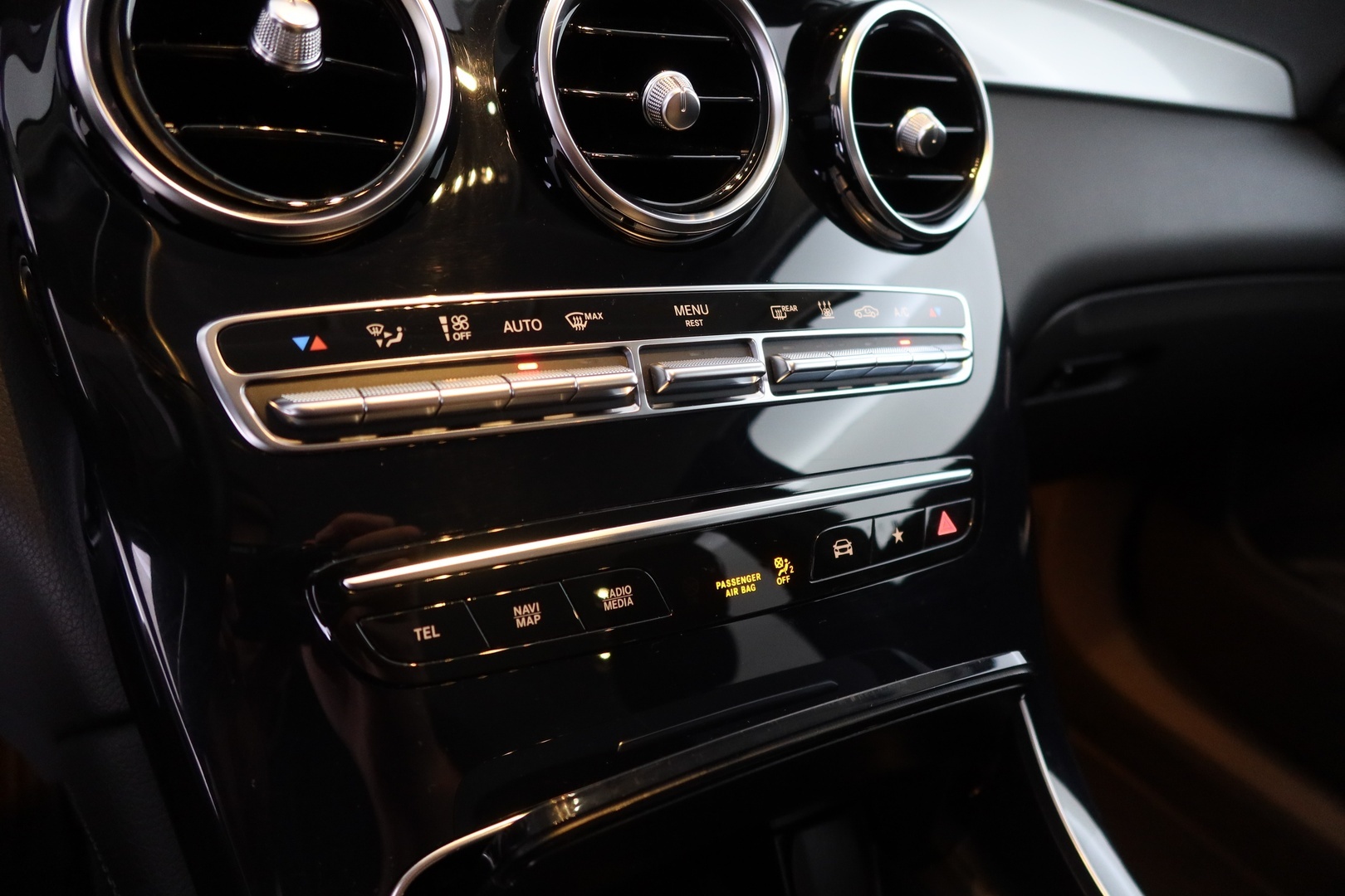 MERCEDES-BENZ GLC 2020